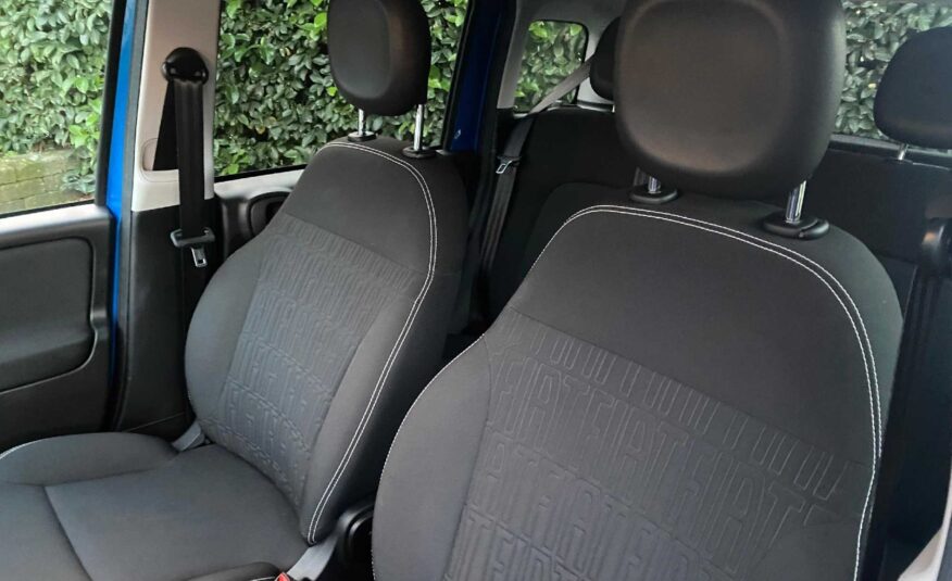 FIAT Panda 1.0 firefly hybrid Cross s&s 70cv 5p.ti BluAzzurro