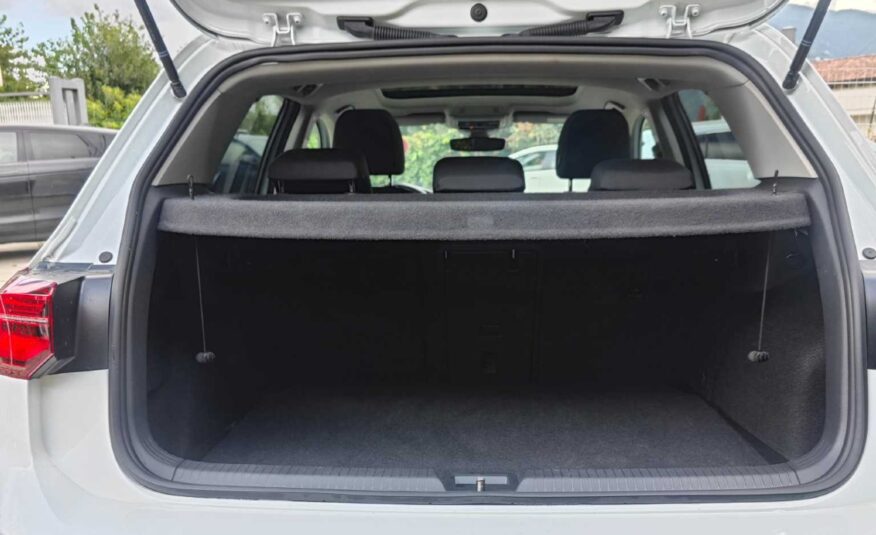 Volkswagen Golf 2.0 tdi Life 115cv dsg