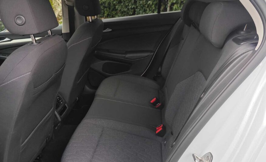 Volkswagen Golf 2.0 tdi Life 115cv dsg