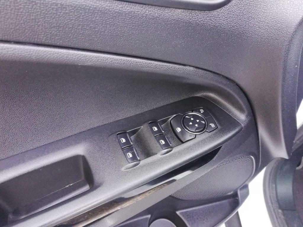 FORD EcoSport 1.0 EcoBoost 125 CV S.&S. Titanium GPL Bi-color Grigio e Nero