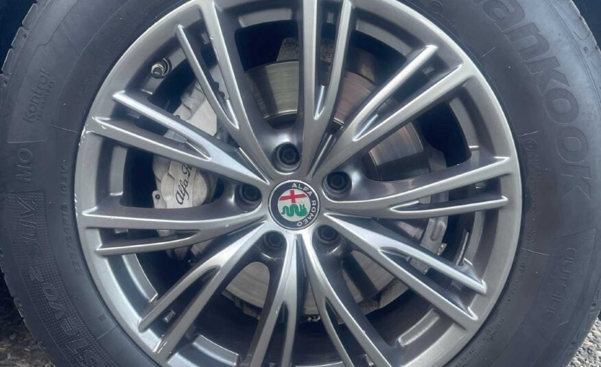 Alfa Romeo Stelvio 2.2 t Executive Q4 210cv auto