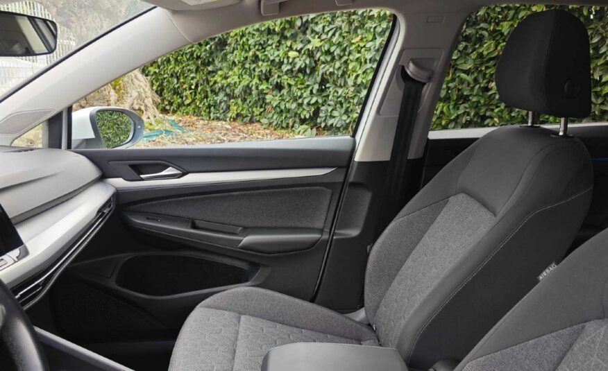 Volkswagen Golf 2.0 tdi Life 115cv dsg