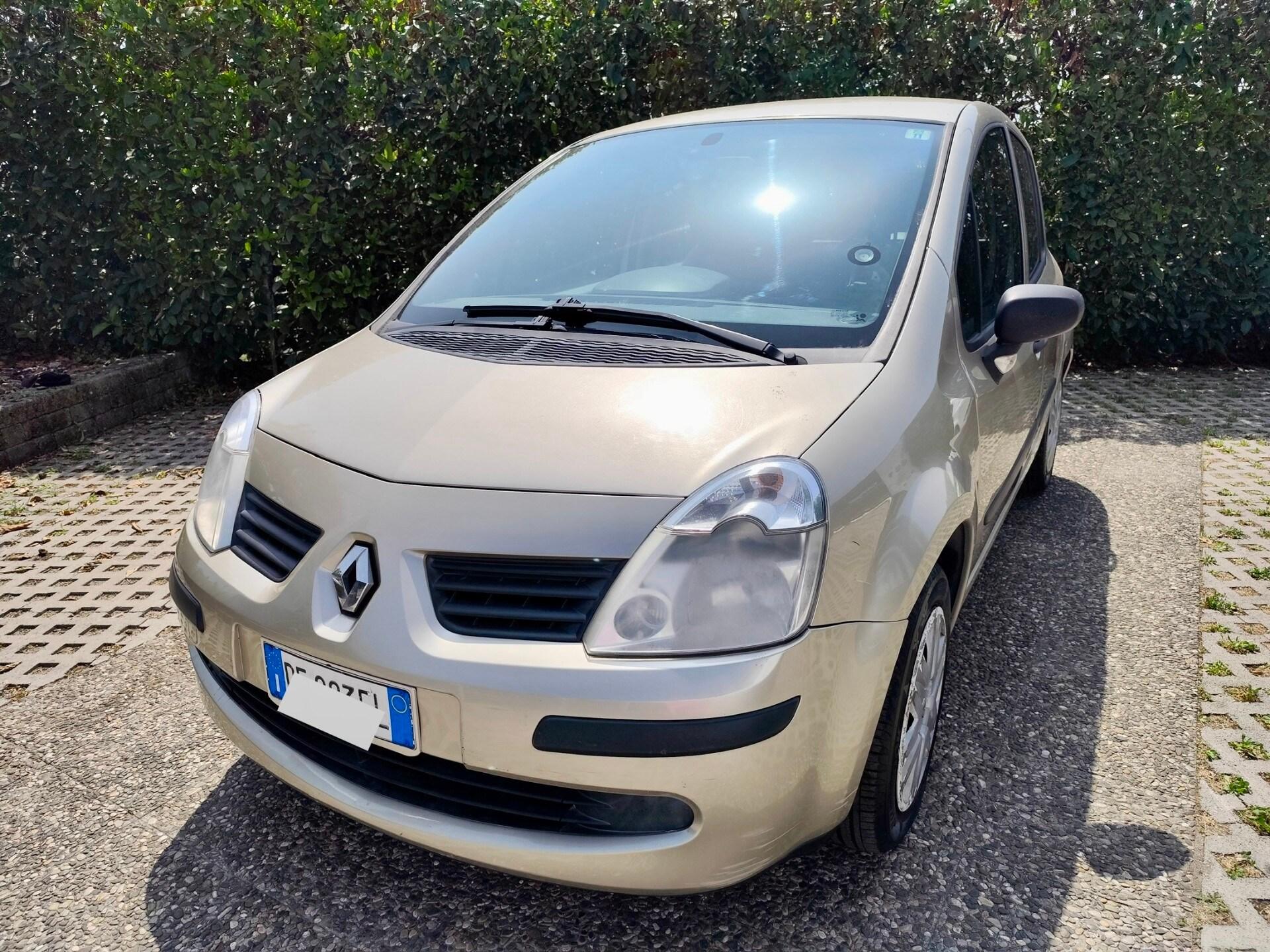 RENAULT Modus 1.2 16V Dynamique