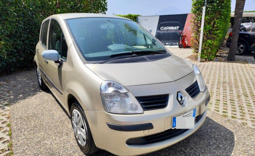 RENAULT Modus 1.2 16V Dynamique