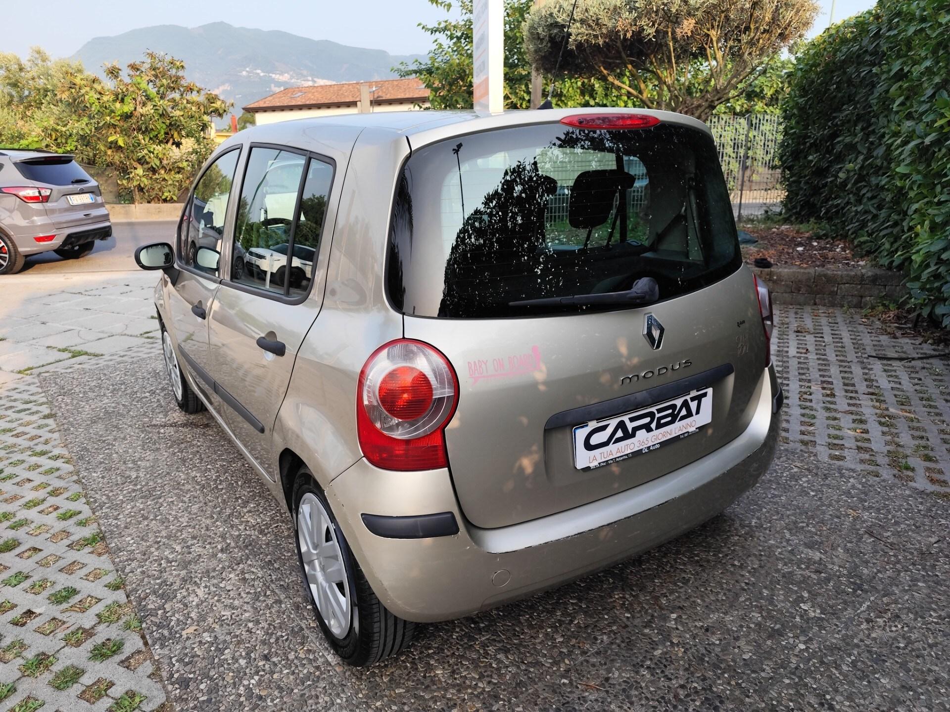 RENAULT Modus 1.2 16V Dynamique