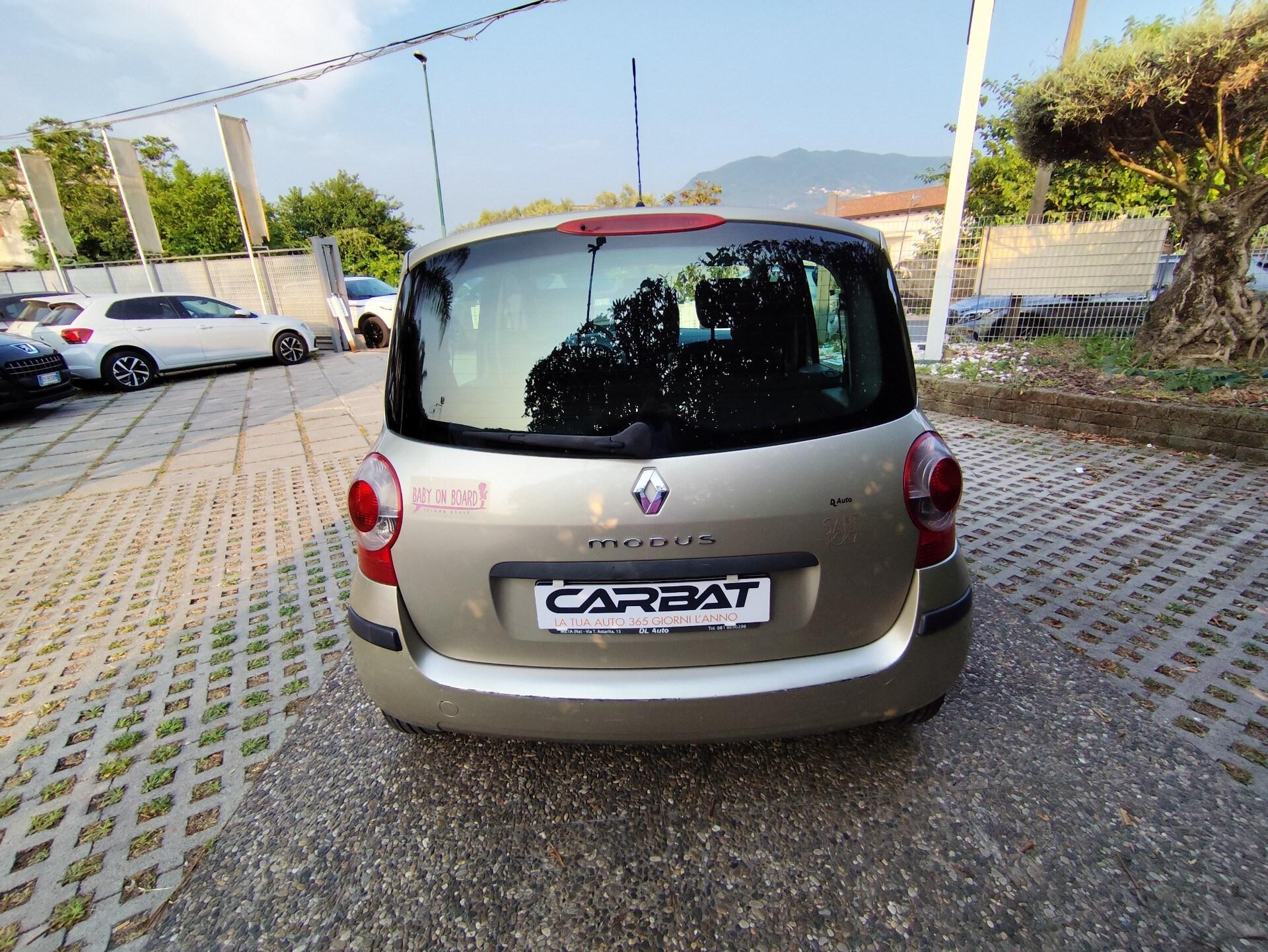RENAULT Modus 1.2 16V Dynamique