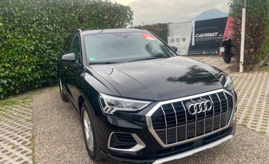 AUDI Q3 35 TDI Business Advanced