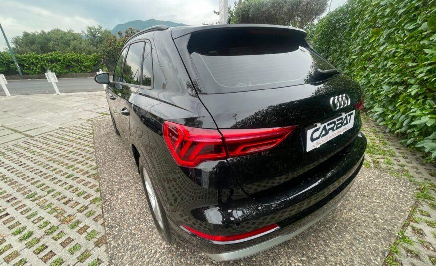 AUDI Q3 35 TDI Business Advanced
