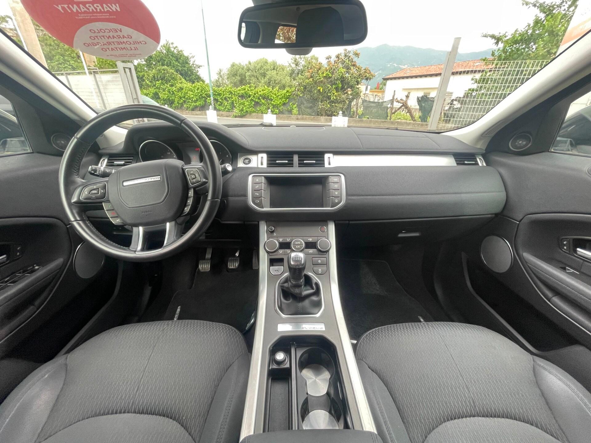 LAND ROVER Range Rover Evoque 2.0 eD4 5p. Pure