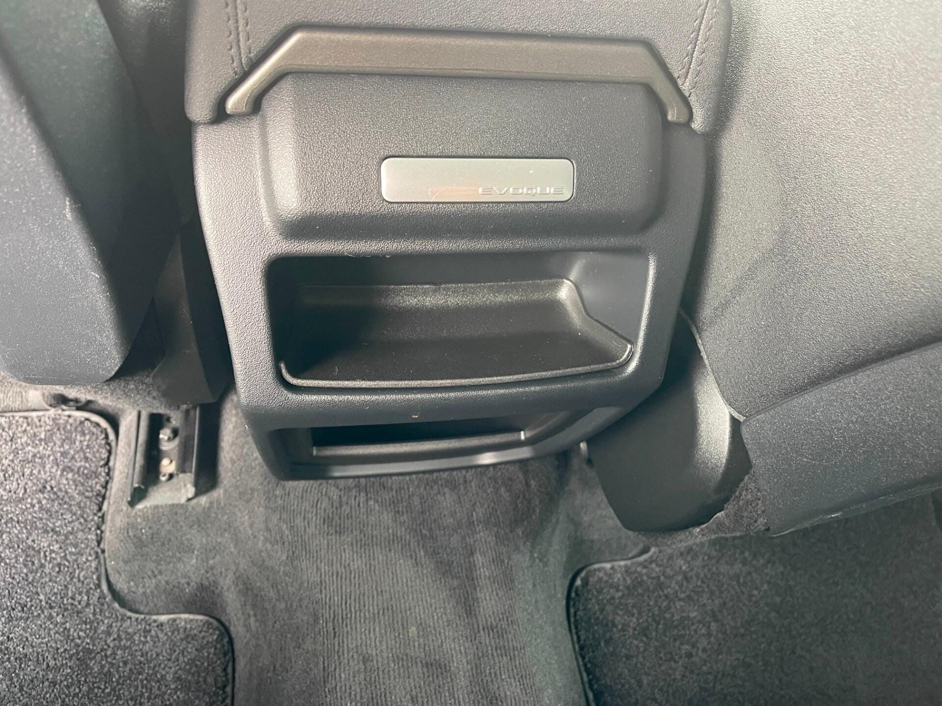 LAND ROVER Range Rover Evoque 2.0 eD4 5p. Pure