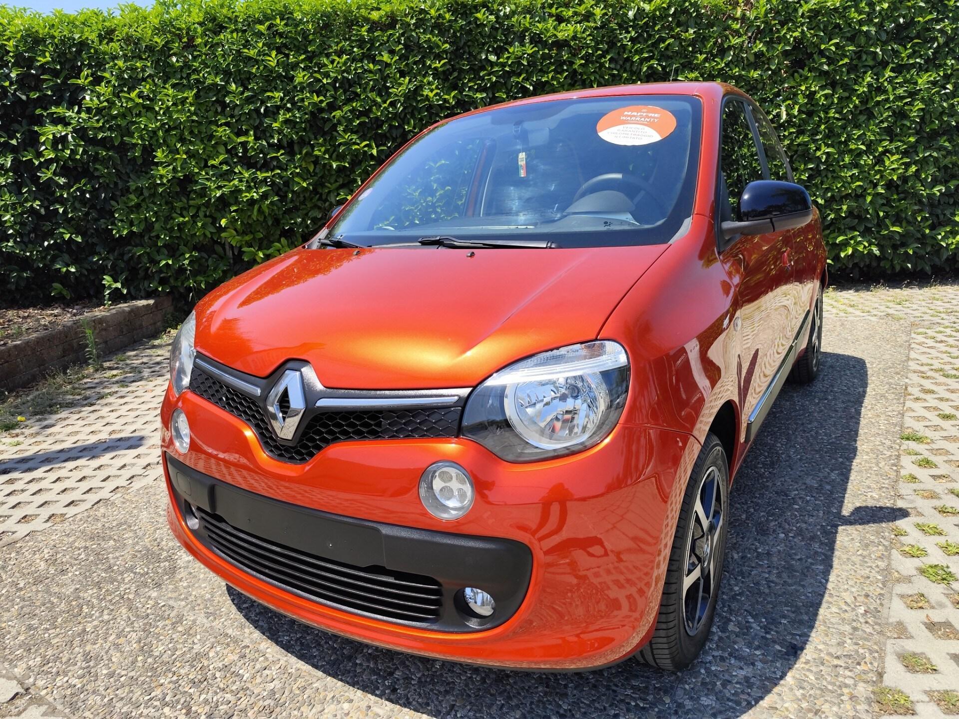 RENAULT Twingo SCe EDC La Parisienne