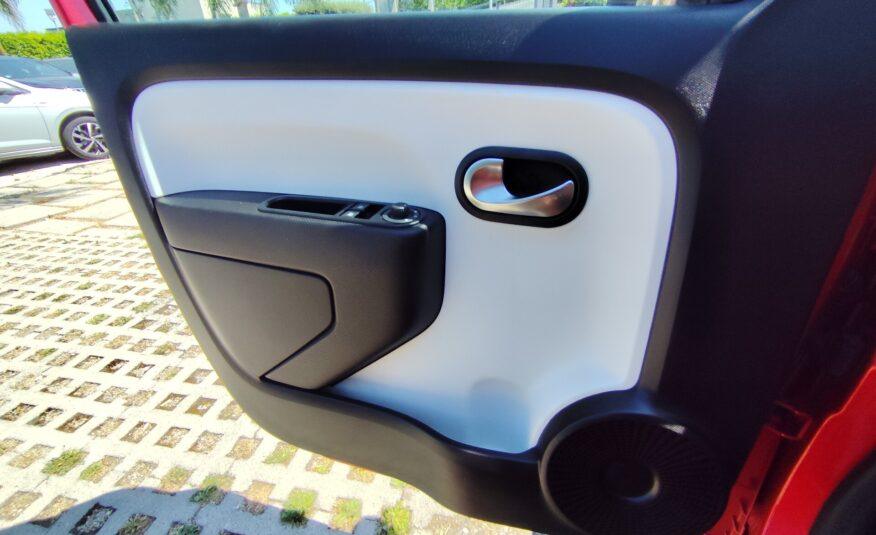 RENAULT Twingo SCe EDC La Parisienne