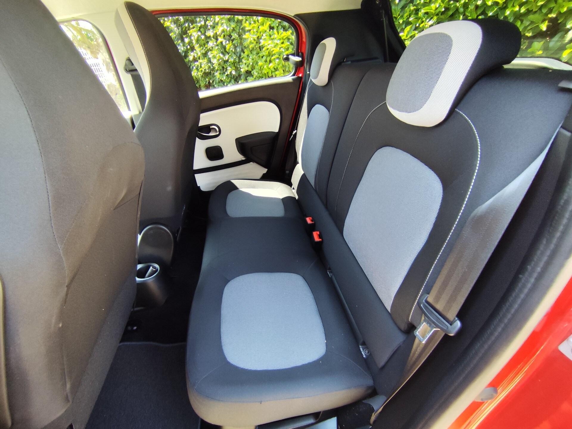 RENAULT Twingo SCe EDC La Parisienne