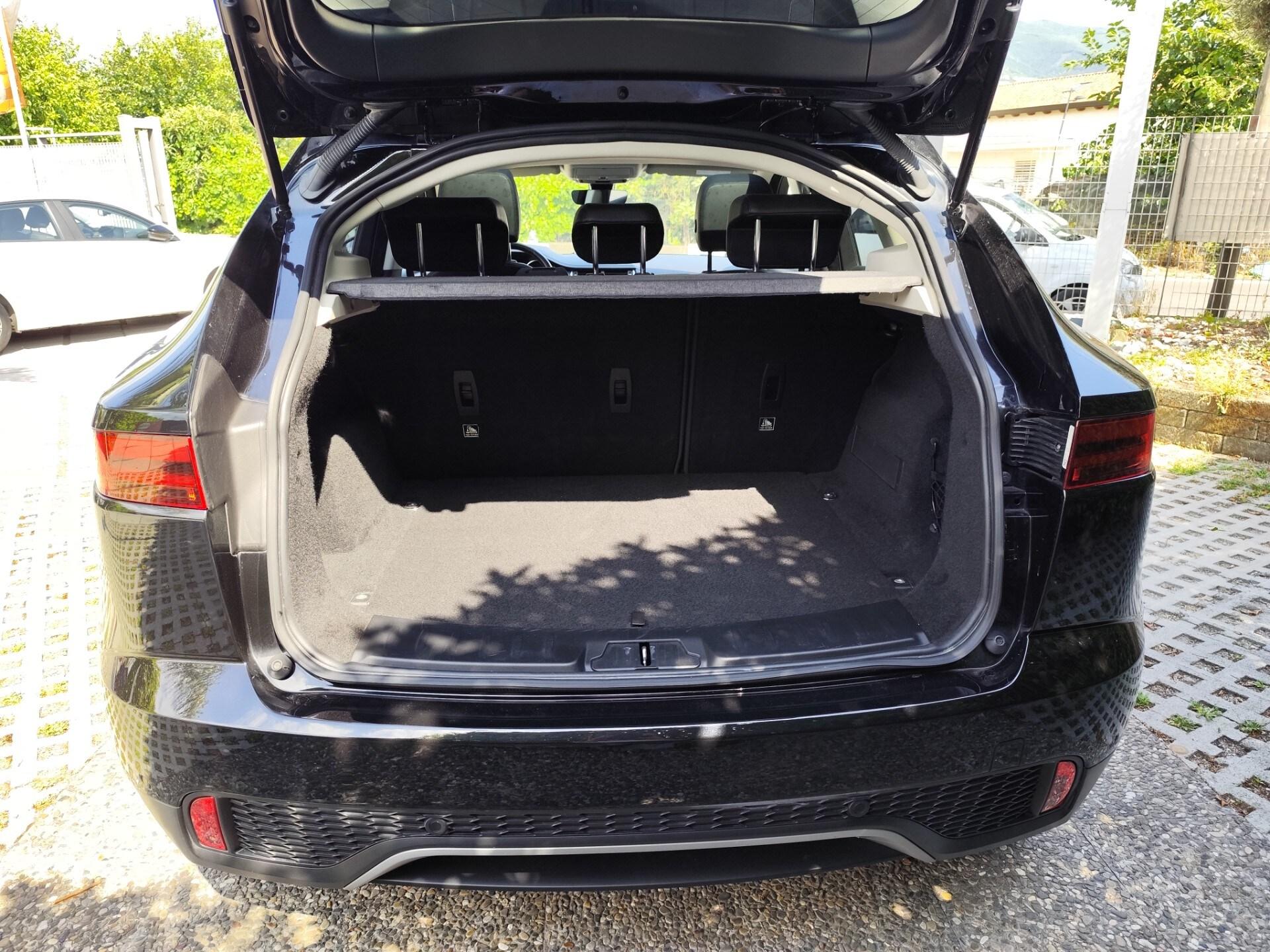 JAGUAR E-Pace 2.0D 180 CV AWD aut. R-Dynamic HSE
