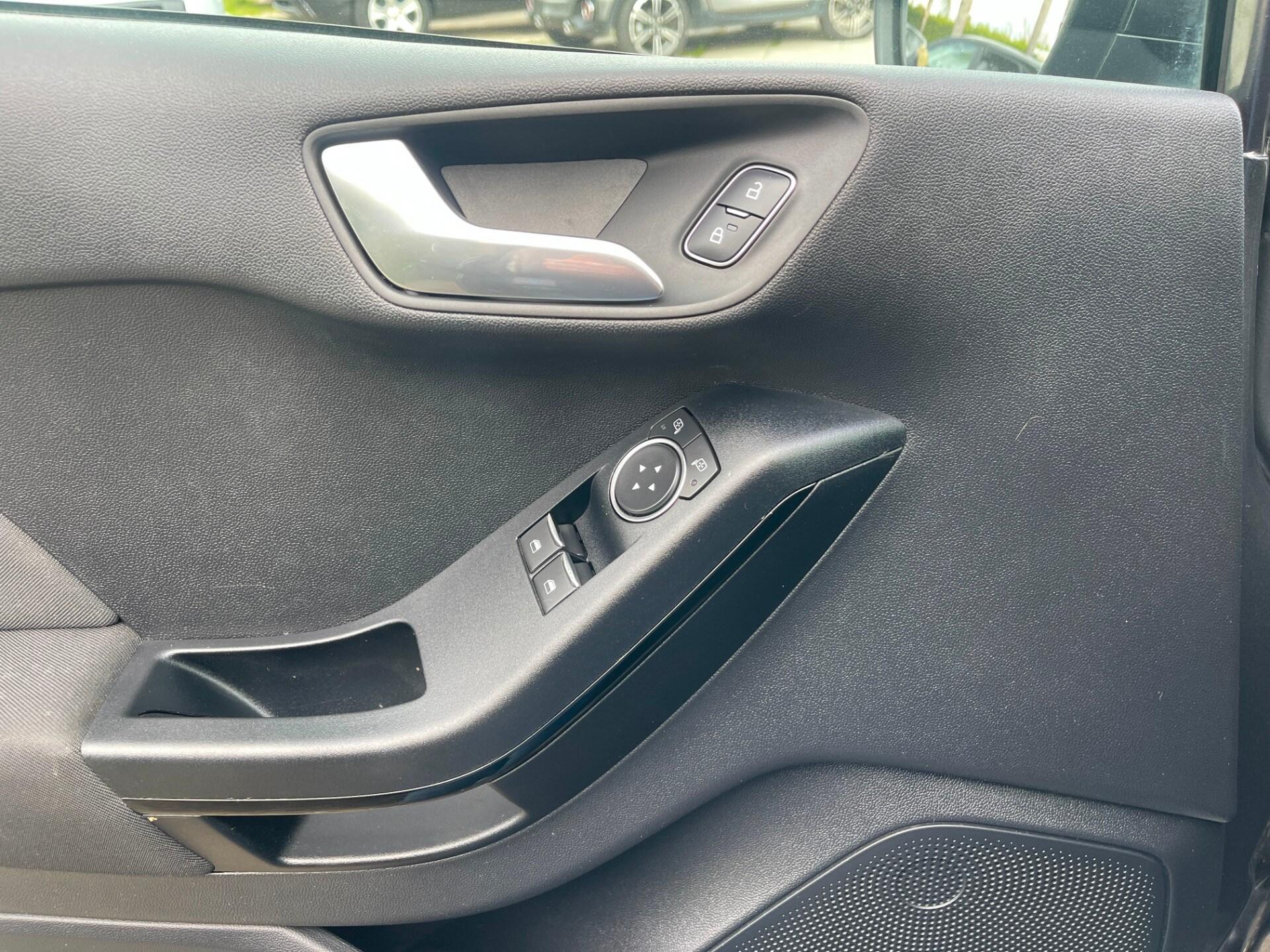 FORD Fiesta 1.5 TDCi 5 porte Plus