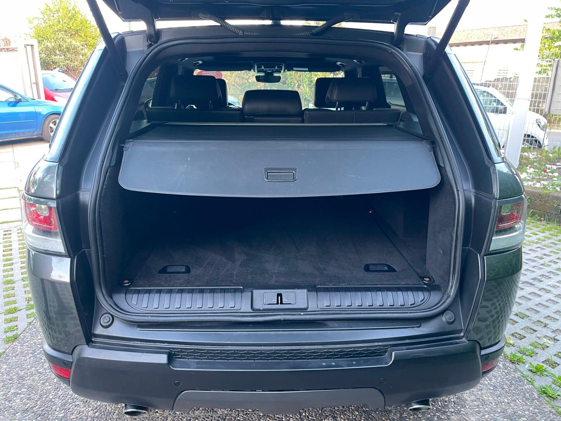 LAND ROVER Range Rover Sport 3.0 TDV6 HSE