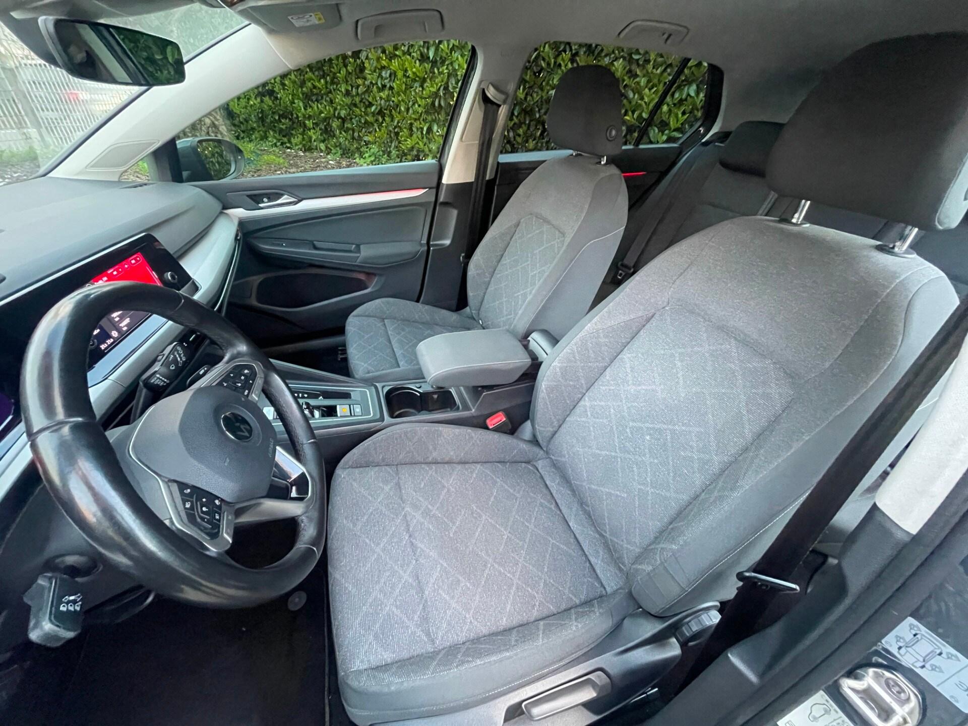 VOLKSWAGEN Golf 2.0 TDI DSG SCR Life