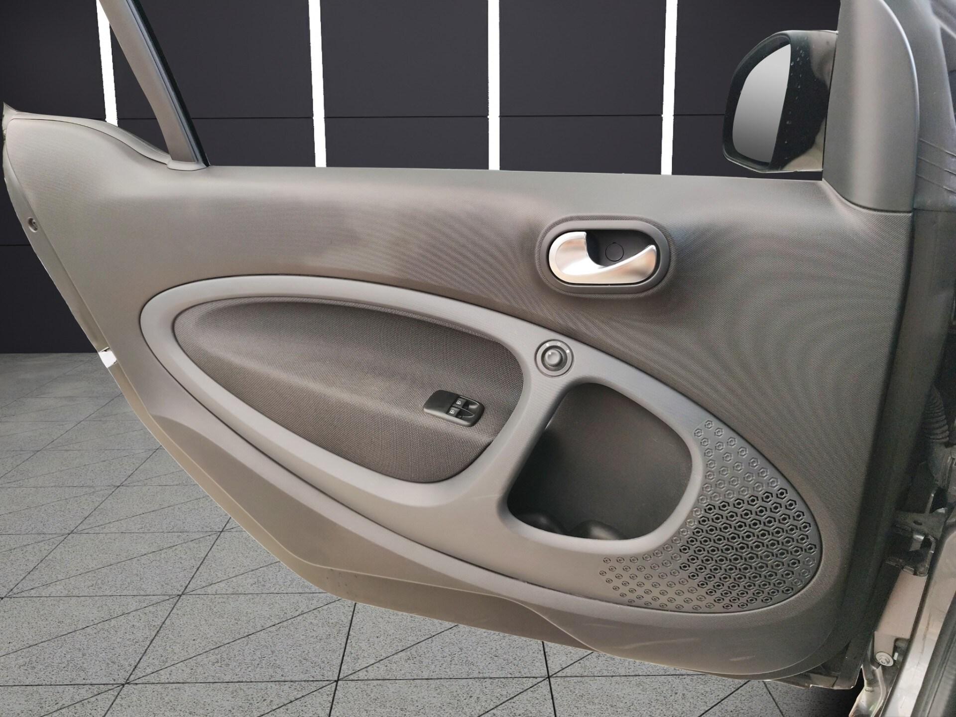 SMART fortwo BRABUS 0.9 Turbo twinamic Xtreme