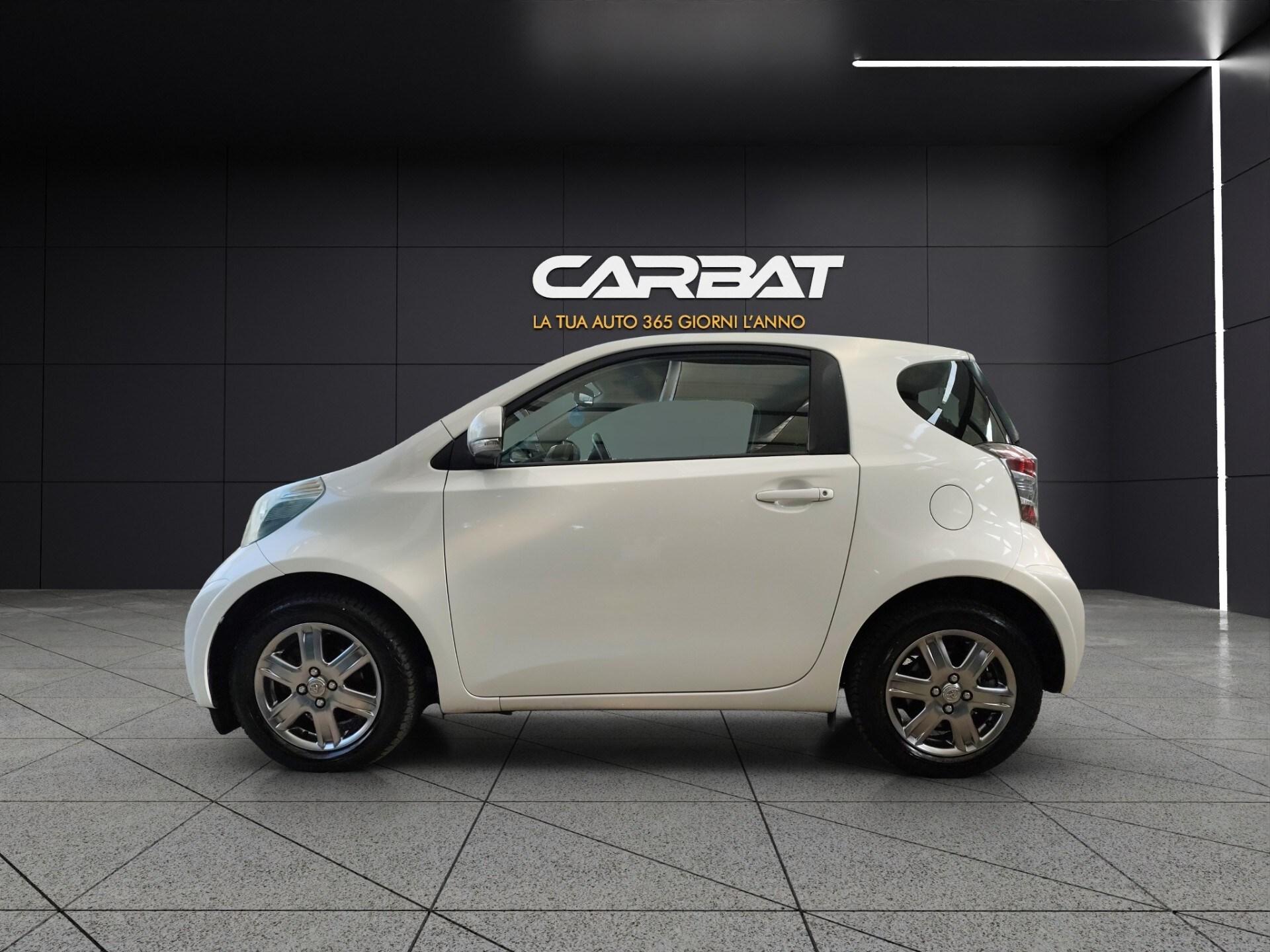 TOYOTA iQ 1.0