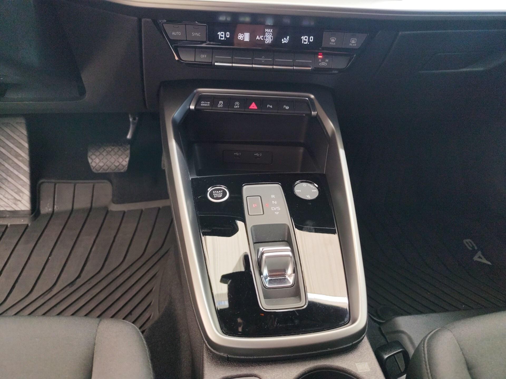 AUDI A3 SPB 35 TFSI S tronic S line edition
