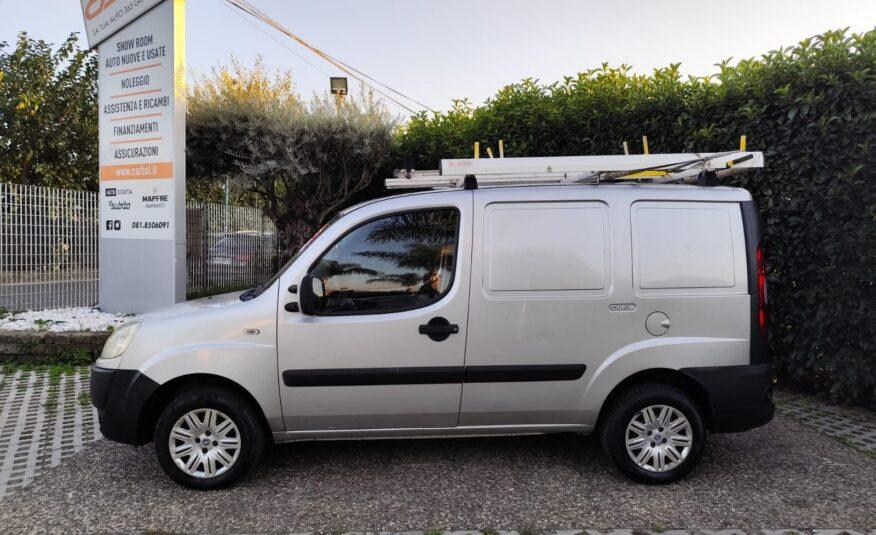 FIAT Doblò 1.6 16V Nat.Pow. PC-TN Car. S.vtr.