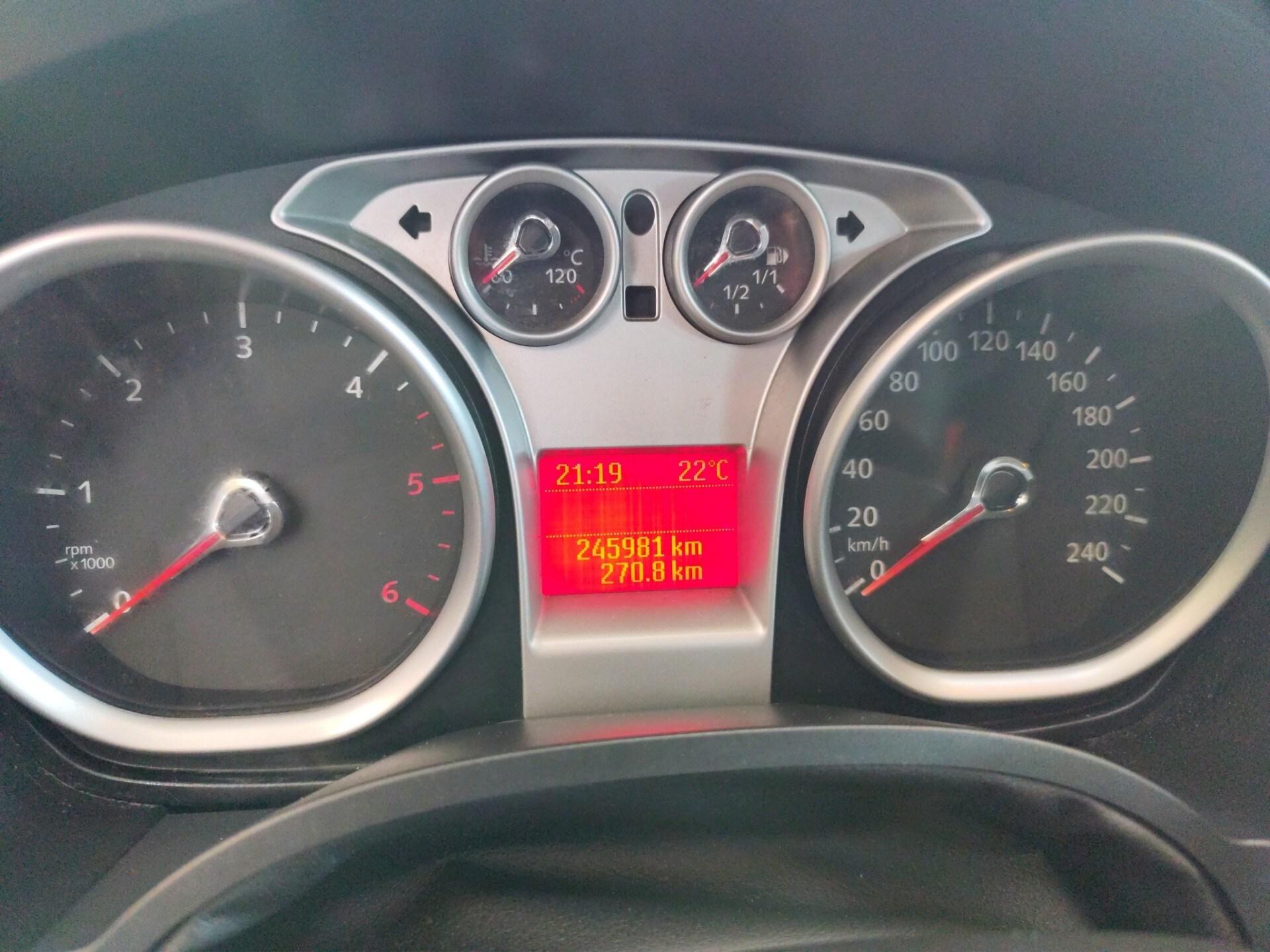 FORD Kuga 2.0 TDCi 136 CV 2WD Titanium DPF