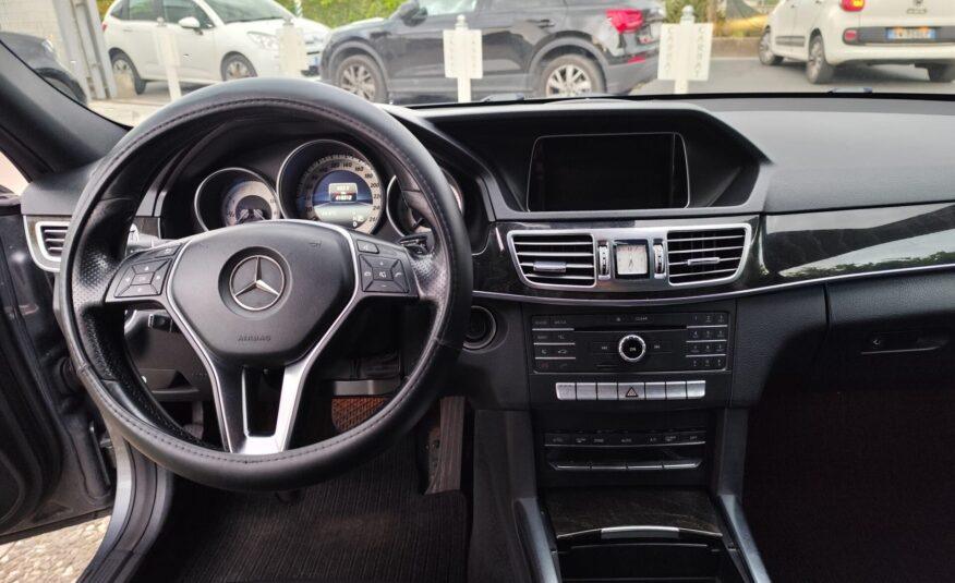 MERCEDES E 220 BlueTEC S.W. 4Matic Automatic Sport