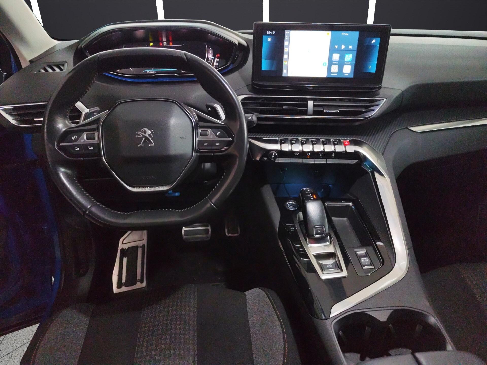 PEUGEOT 3008 BlueHDi 130 S&S EAT8 Active Business
