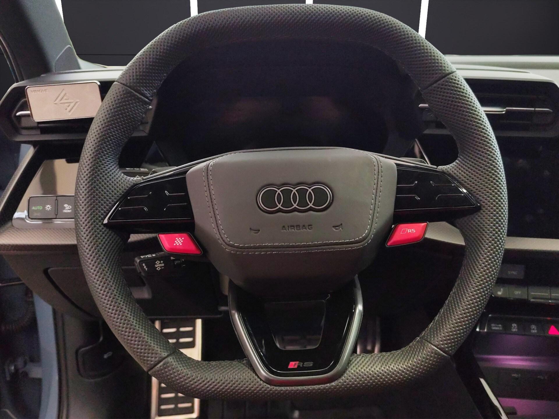 AUDI RS 3 SPB TFSI quattro S tronic