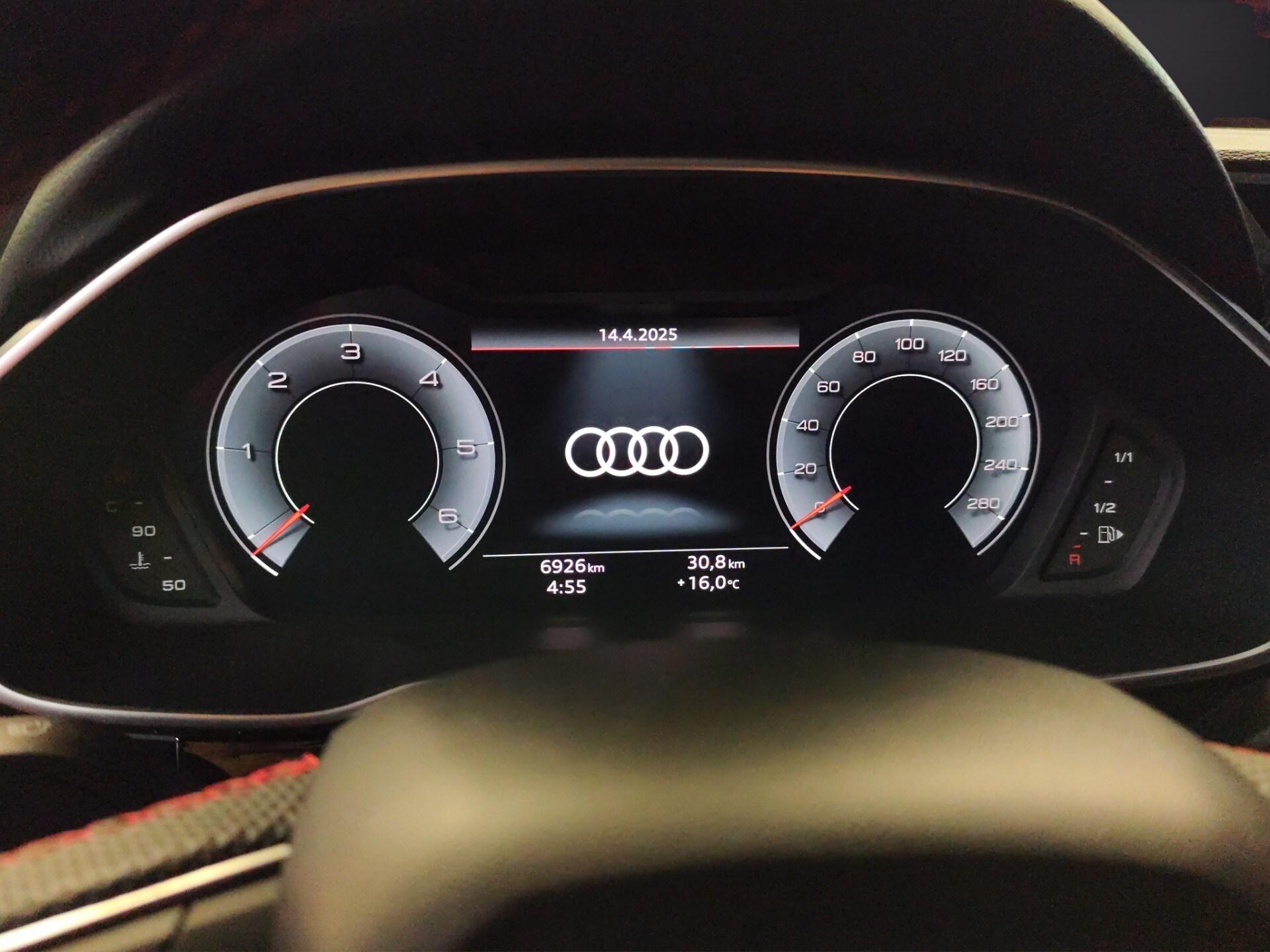AUDI Q3 SPB 40 TDI quattro S tronic Identity Black