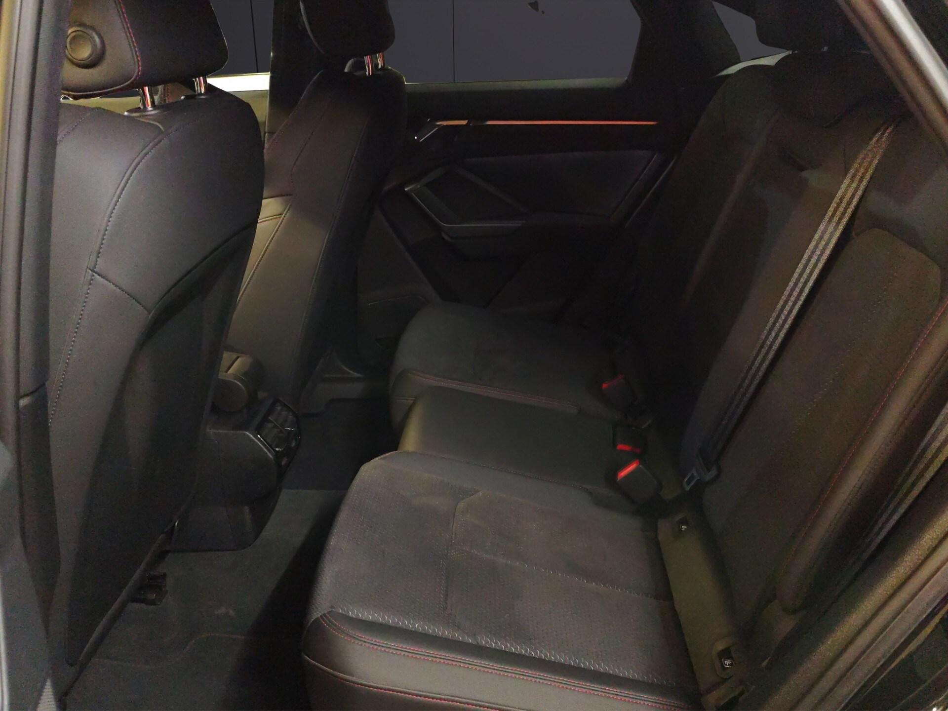 AUDI Q3 SPB 40 TDI quattro S tronic Identity Black