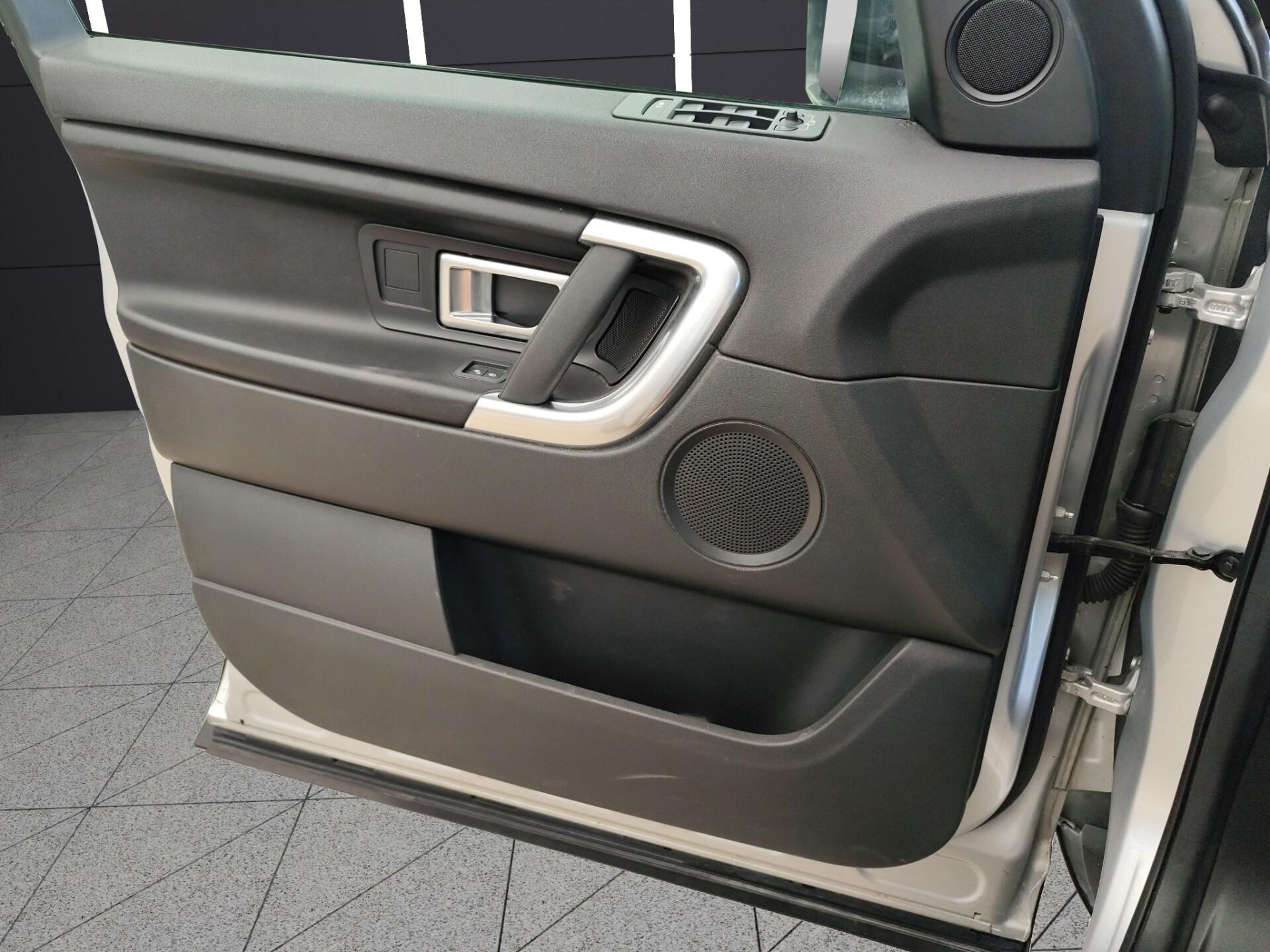 LAND ROVER Discovery Sport 2.0 TD4 150 CV SE