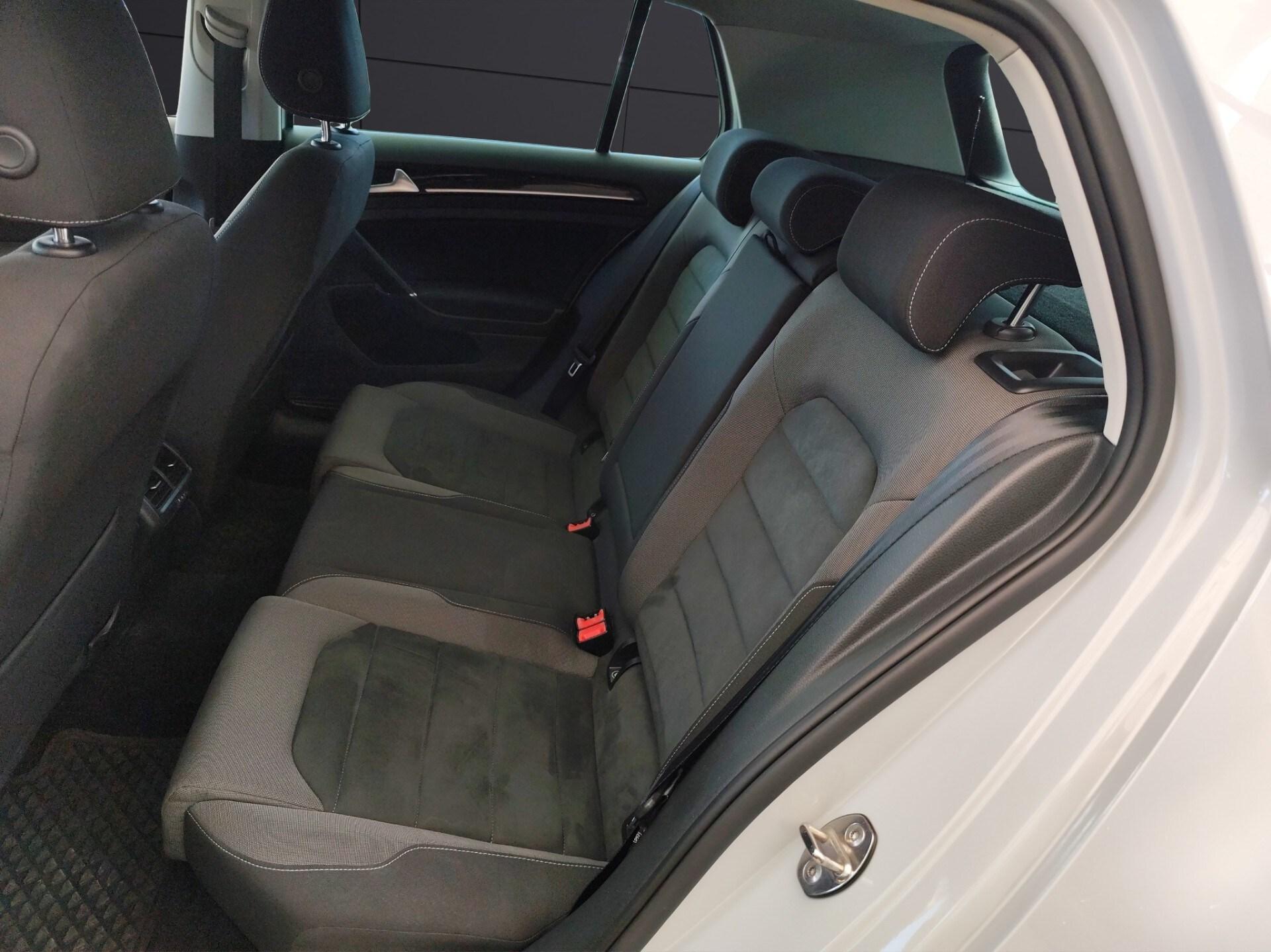 VOLKSWAGEN Golf 1.6 TDI 115 CV 5p. Highline BlueMotion Technology