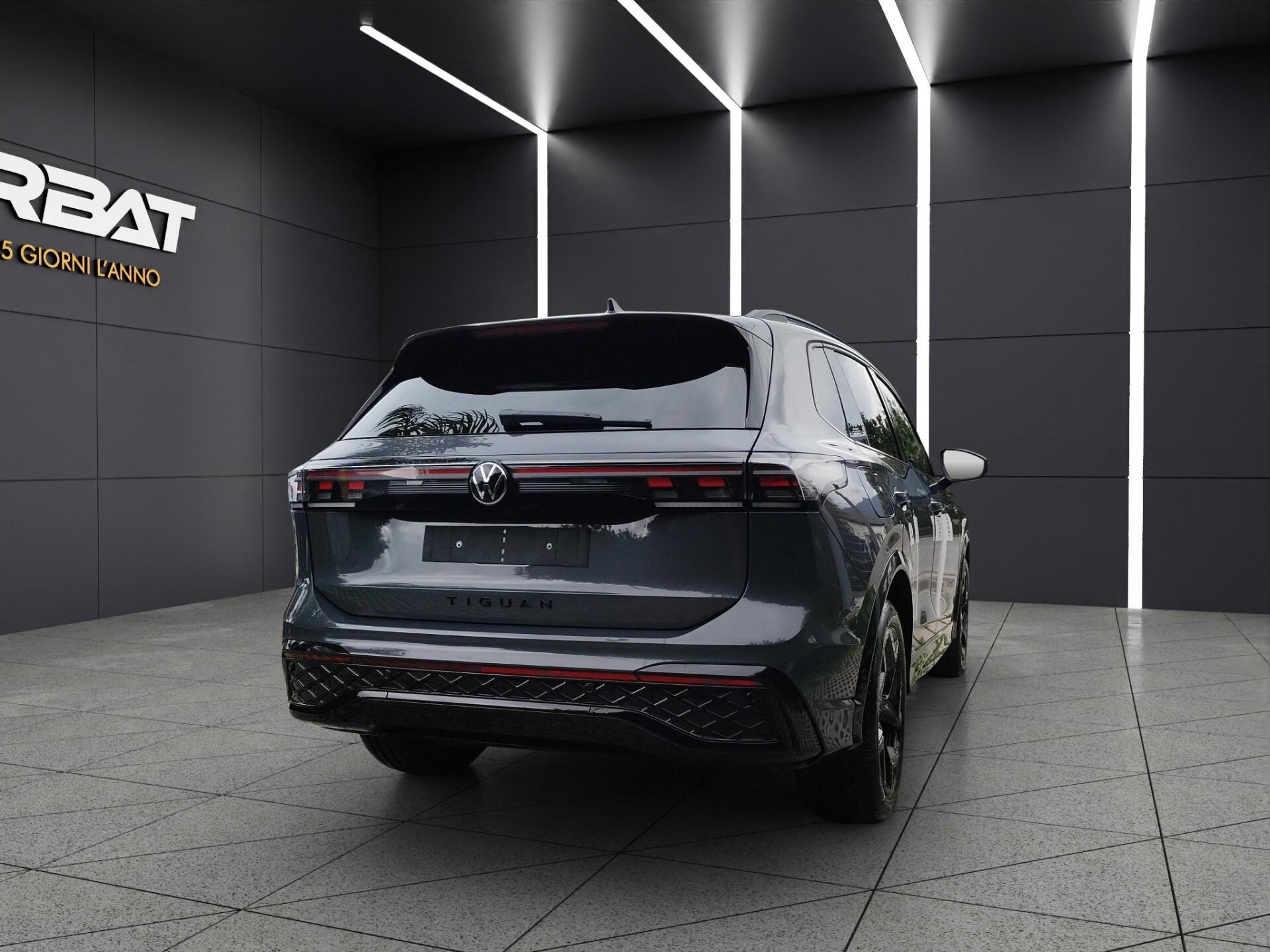 VOLKSWAGEN Tiguan 2.0 TDI 150 CV DSG R-Line Plus