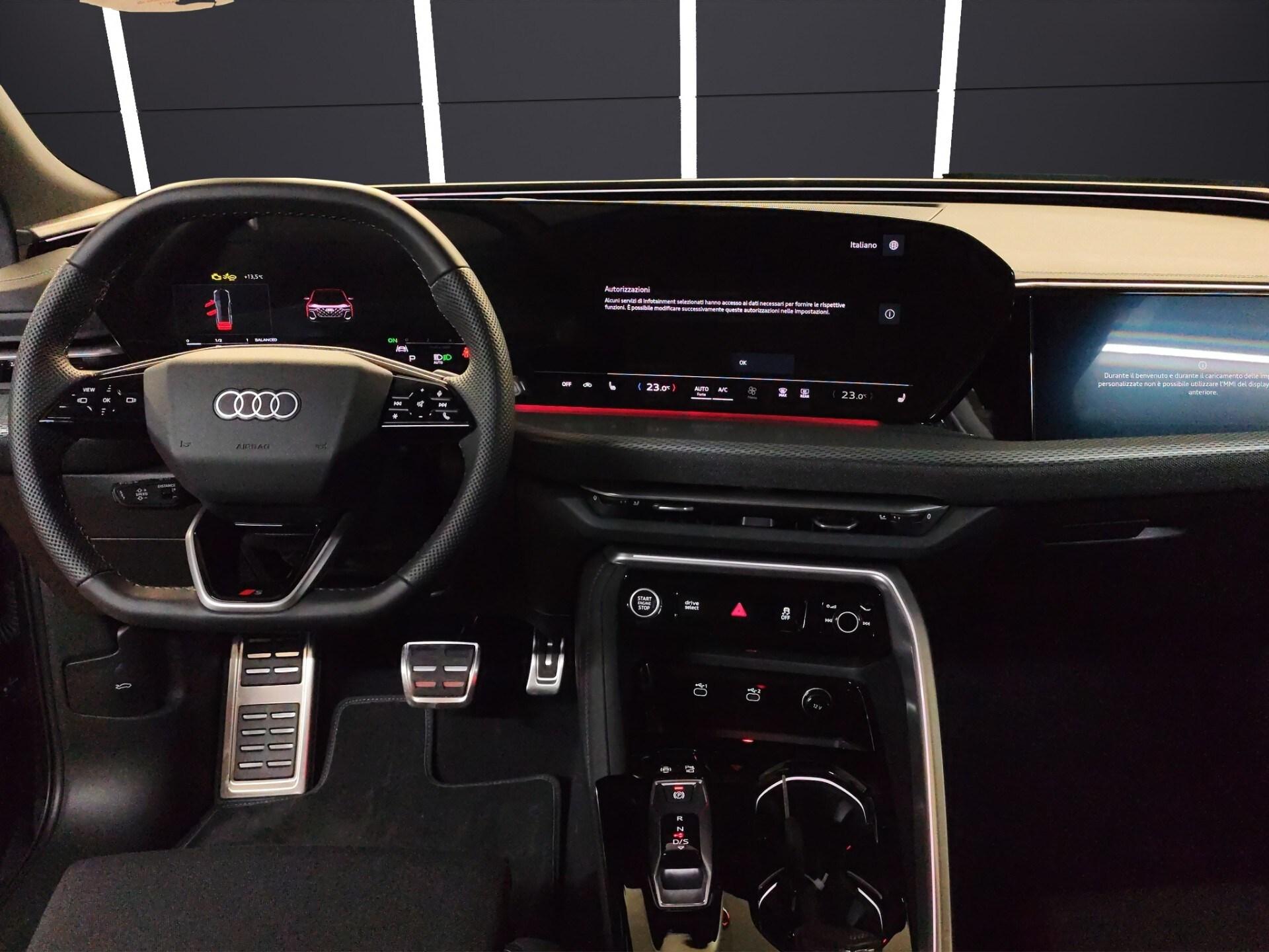 AUDI Q5 e-hybrid 220 kW S tronic quattro S Line Edition