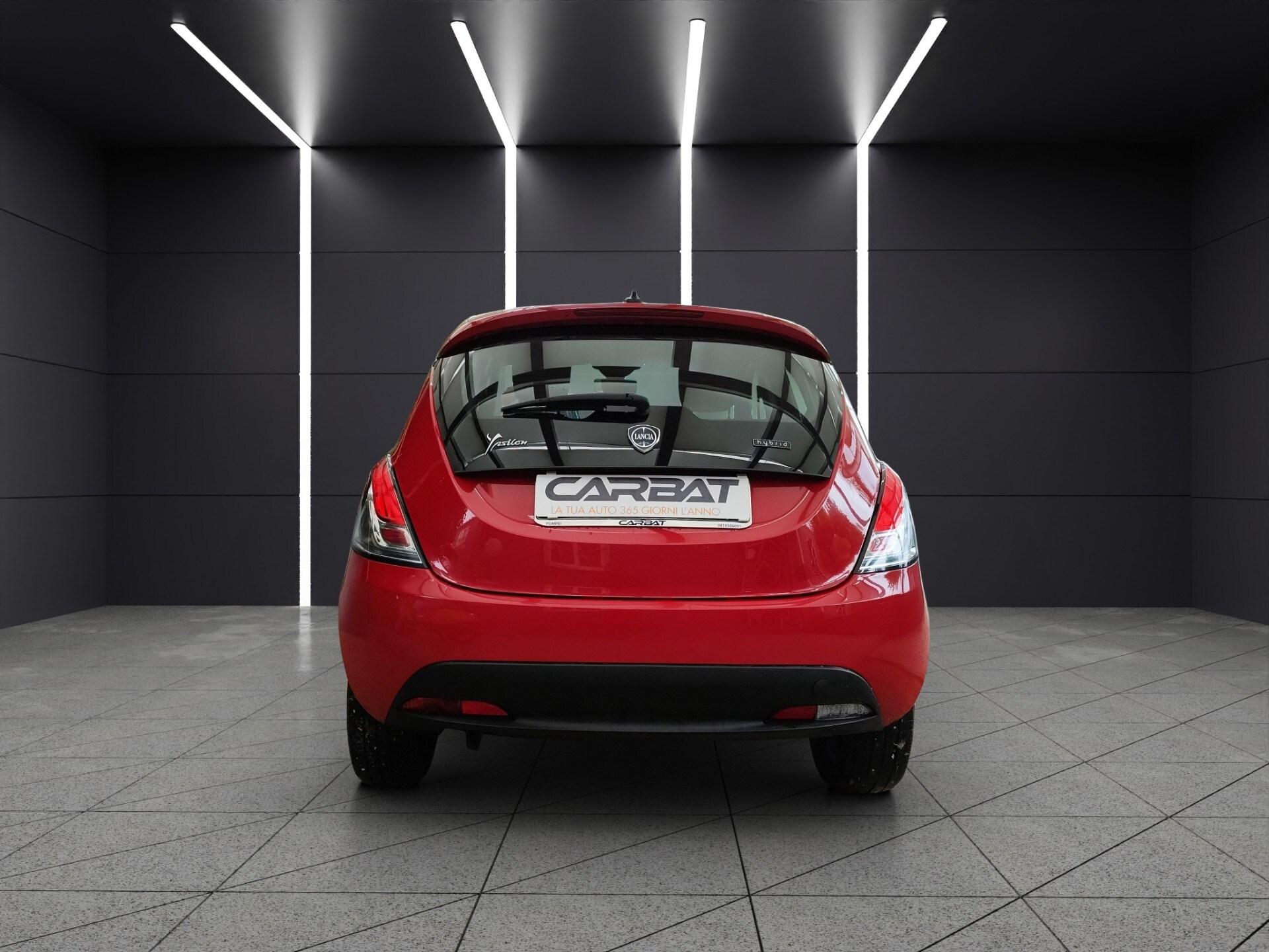 LANCIA Ypsilon 1.0 FireFly 5 porte S&S Hybrid Silver