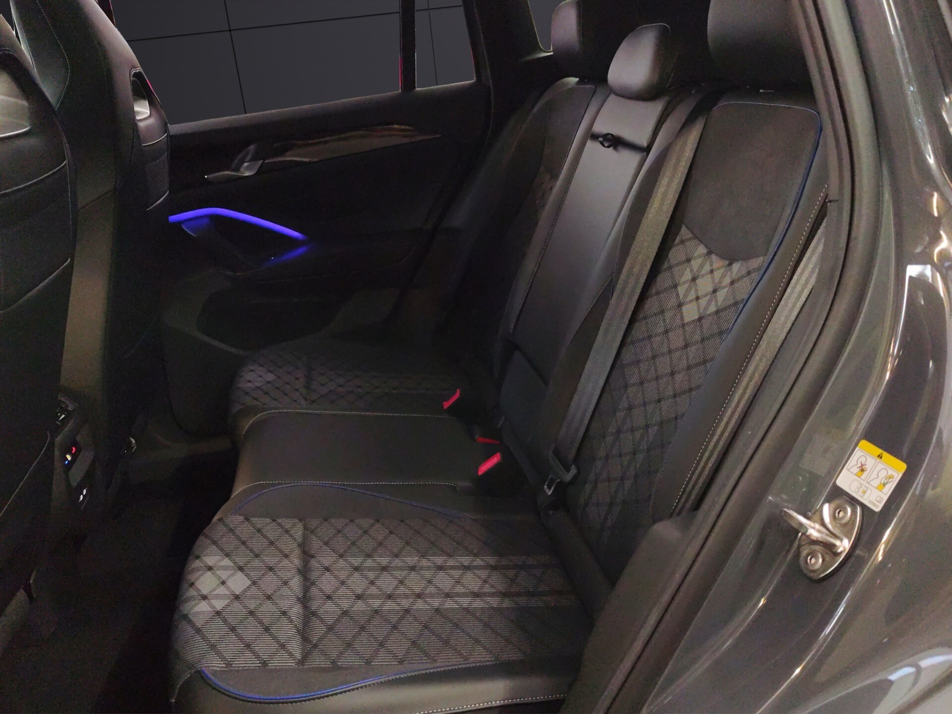 VOLKSWAGEN Tiguan 2.0 TDI 150 CV DSG R-Line Plus