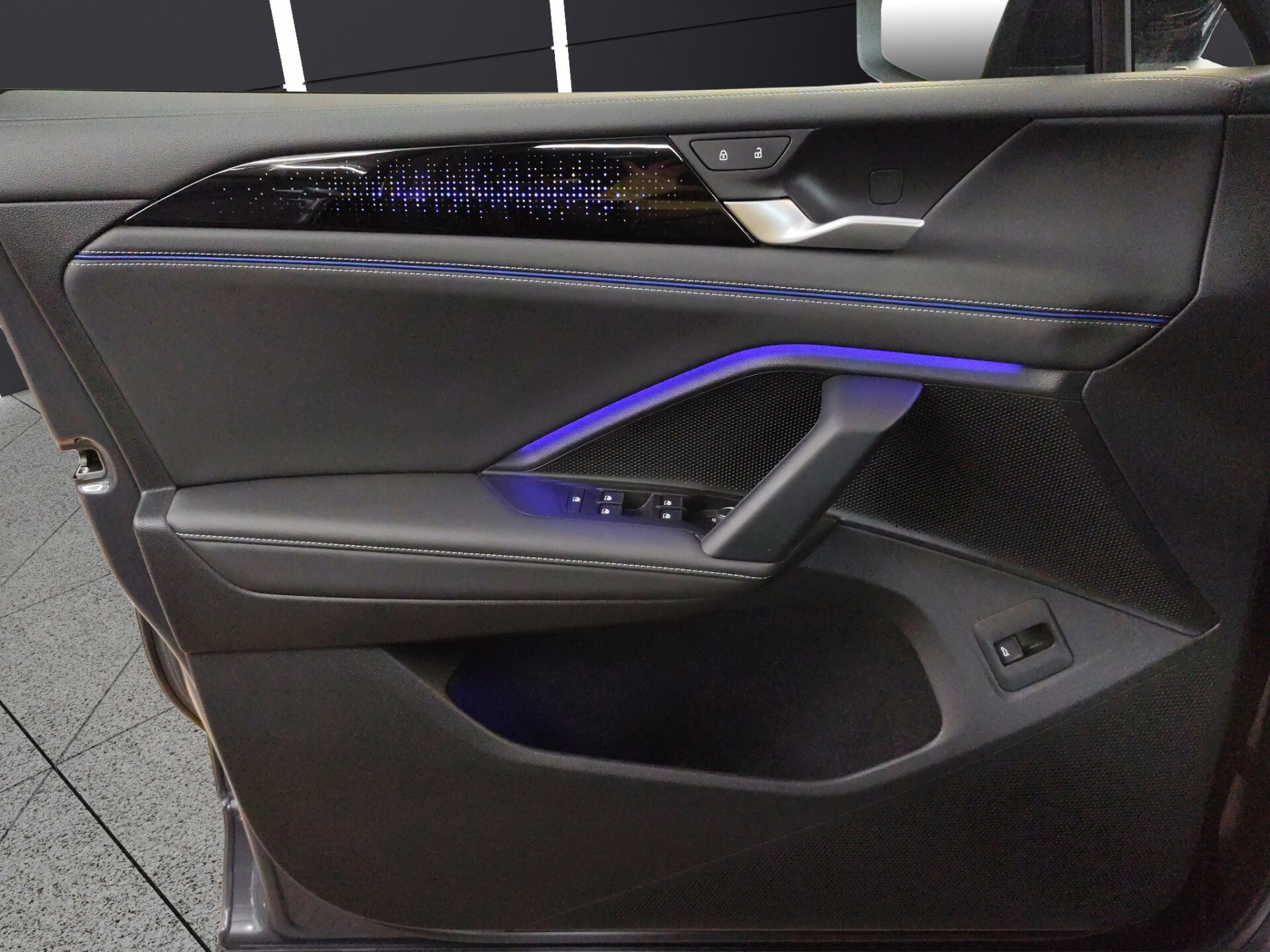 VOLKSWAGEN Tiguan 2.0 TDI 150 CV DSG R-Line Plus