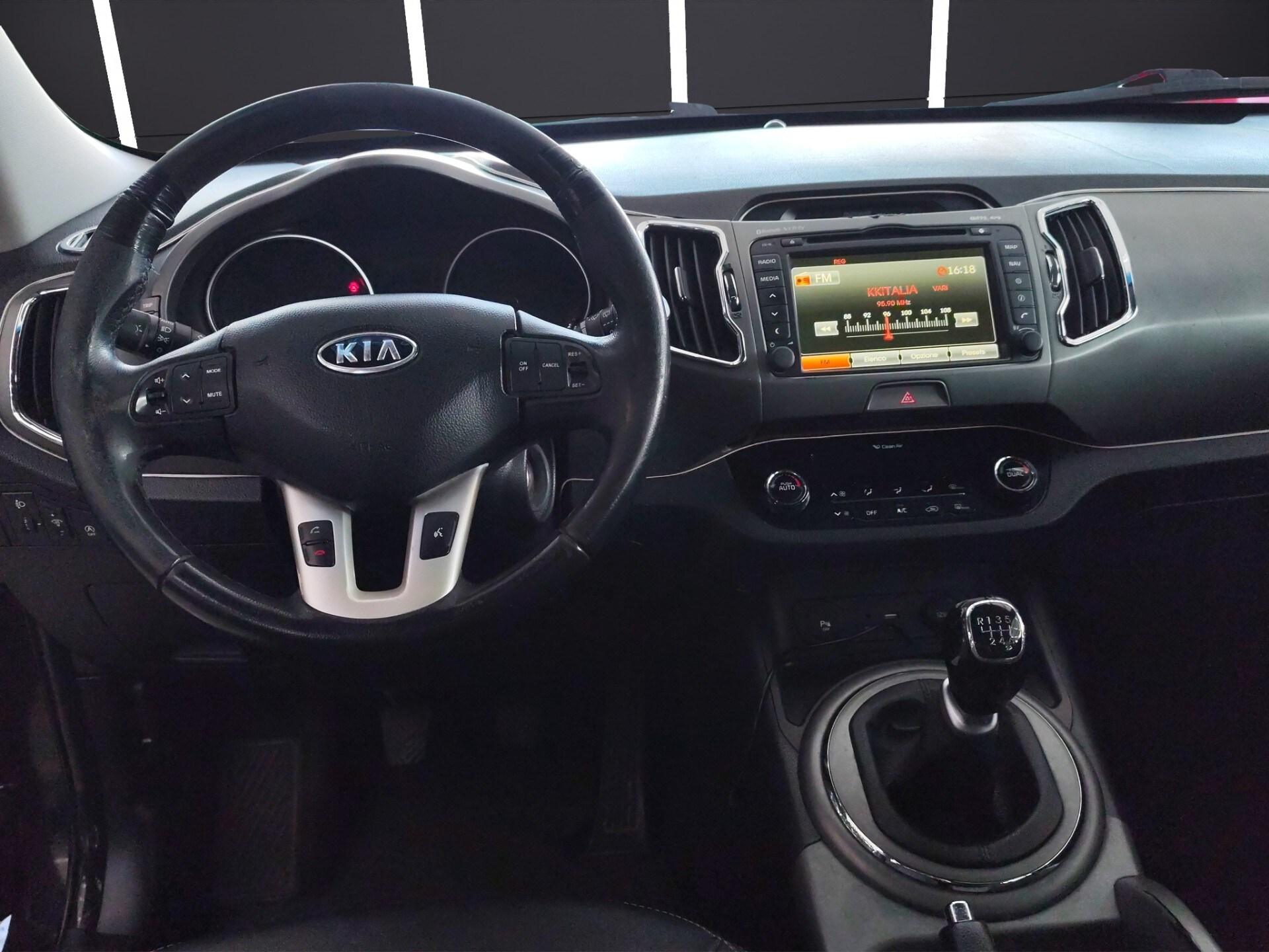 KIA Sportage 1.7 CRDI VGT 2WD high tech