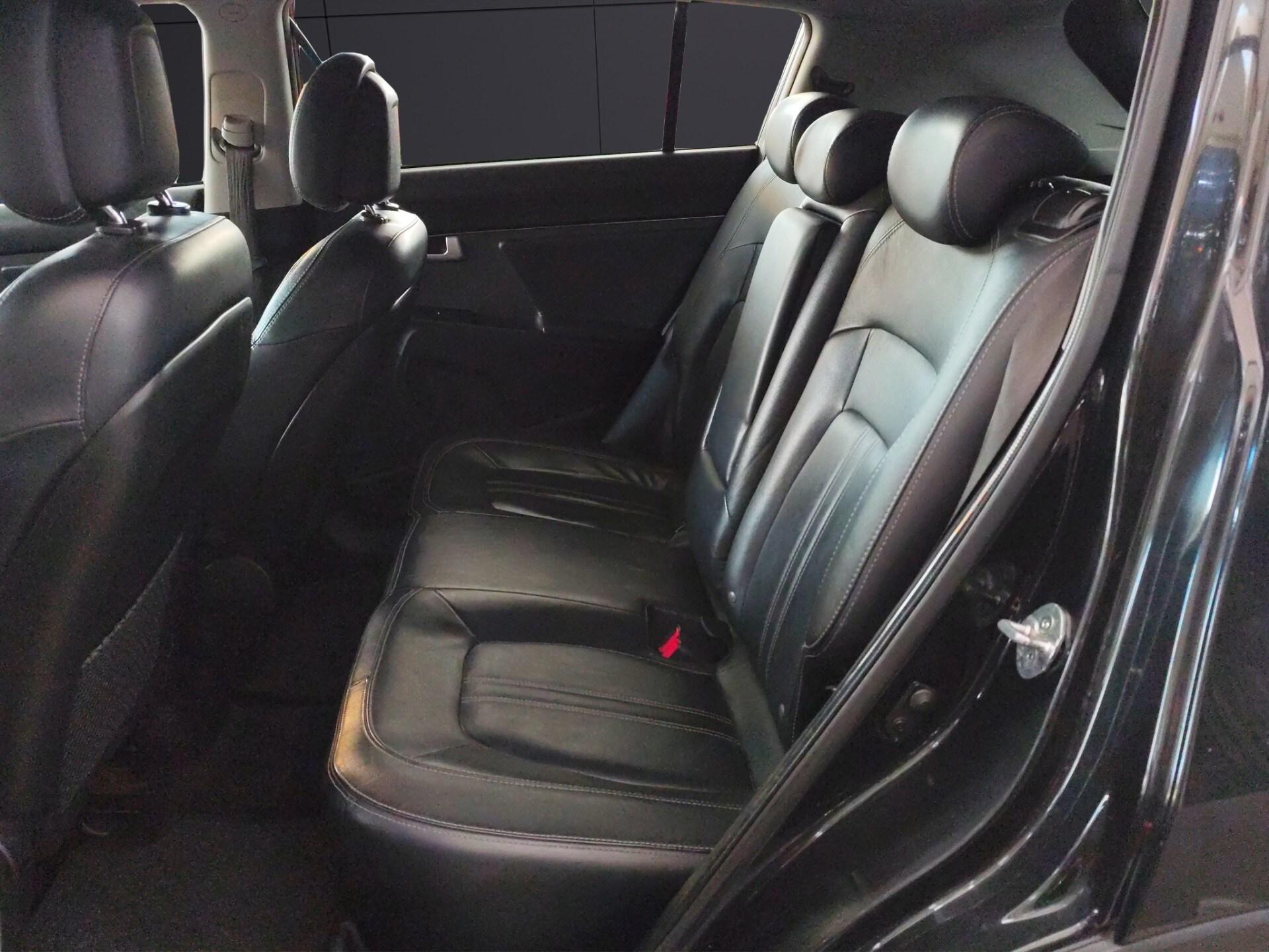 KIA Sportage 1.7 CRDI VGT 2WD high tech