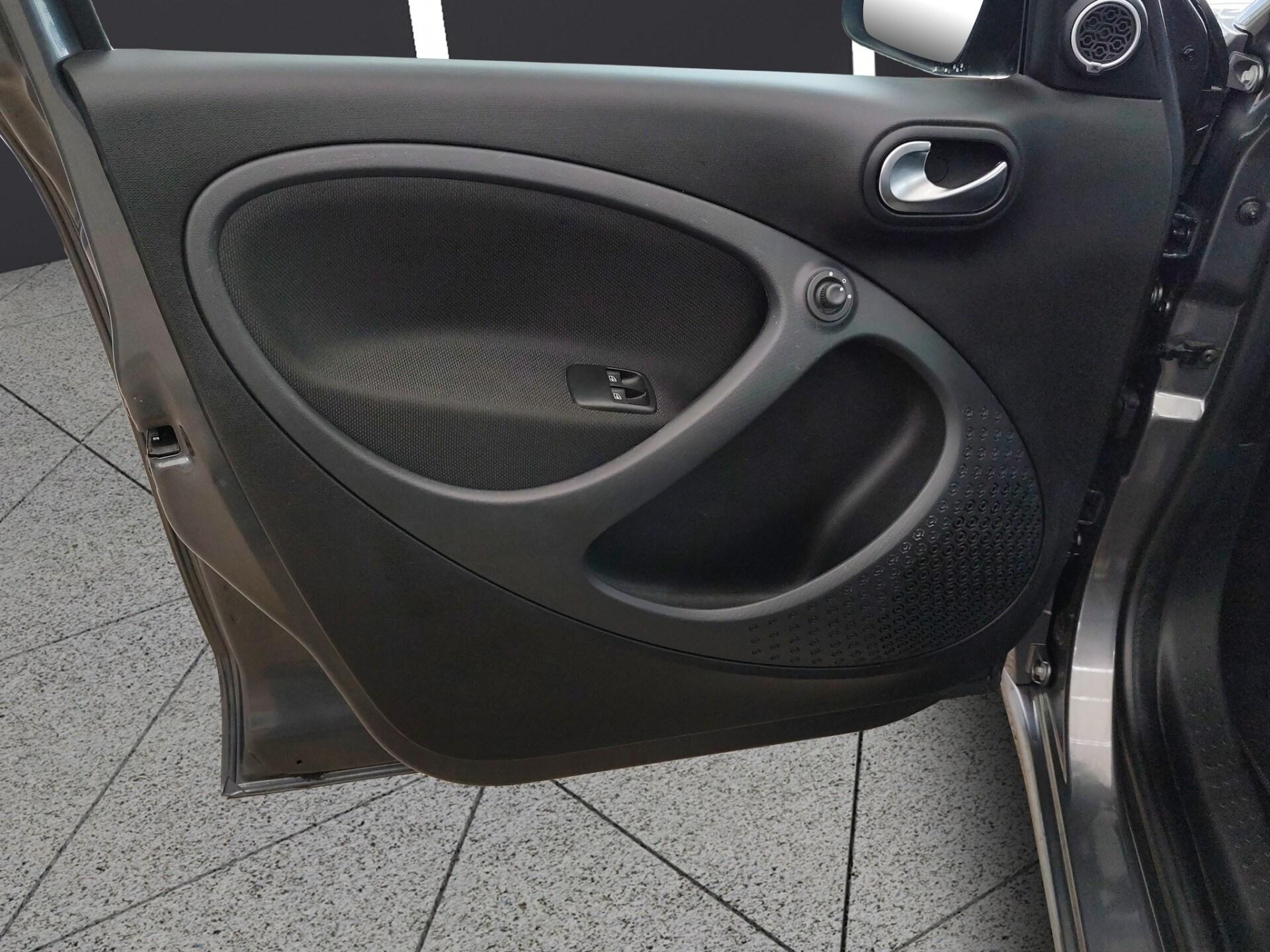 SMART forfour 90 0.9 Turbo twinamic Brabus Style