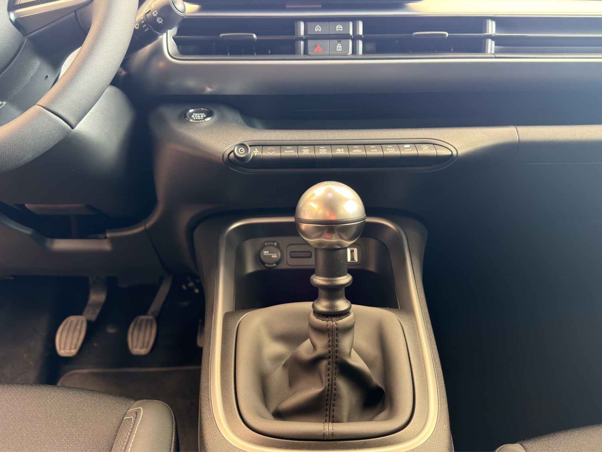 JEEP Avenger 1.2 Turbo 100 CV Altitude