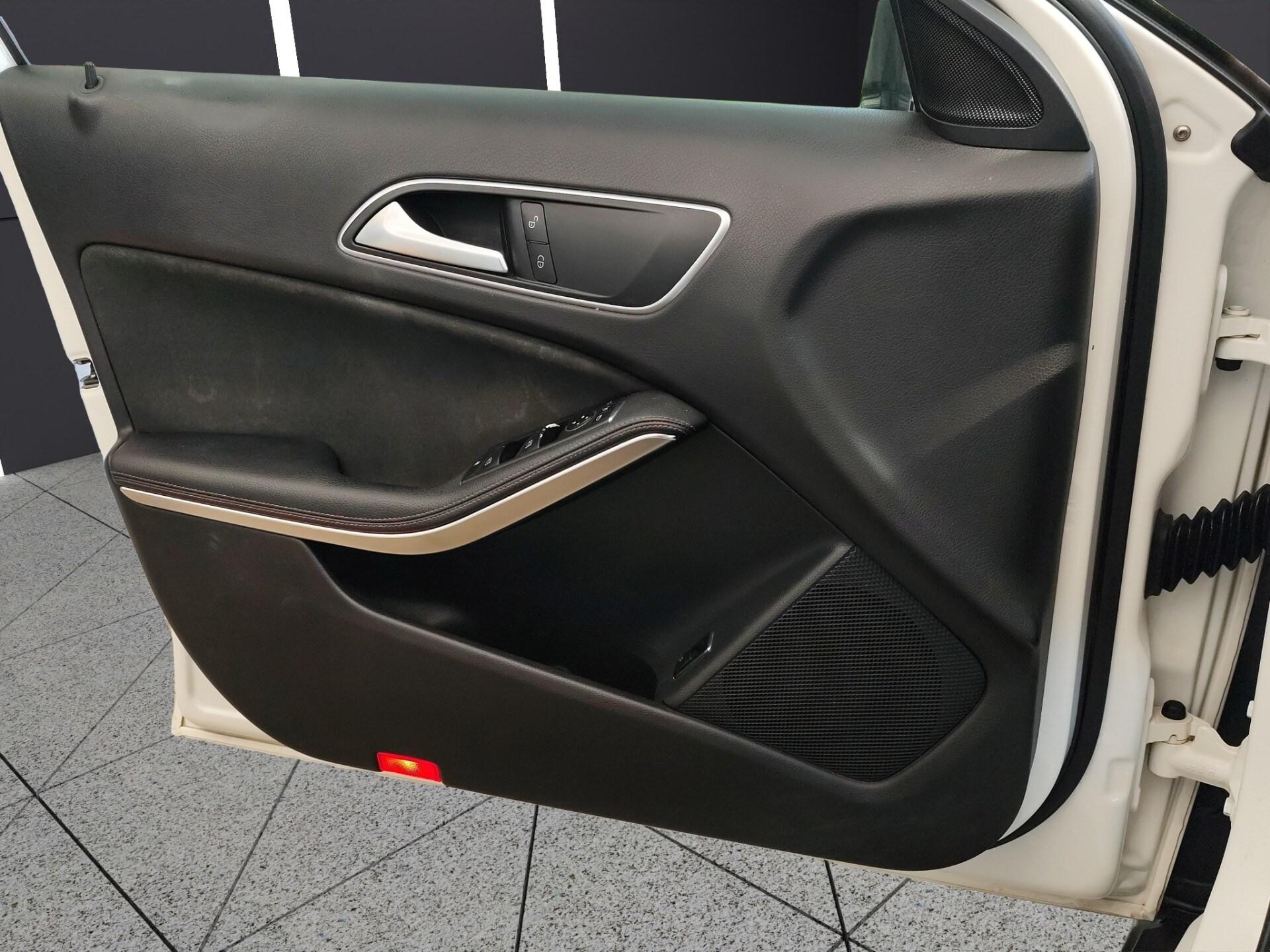 MERCEDES GLA 220 Automatic 4Matic Premium