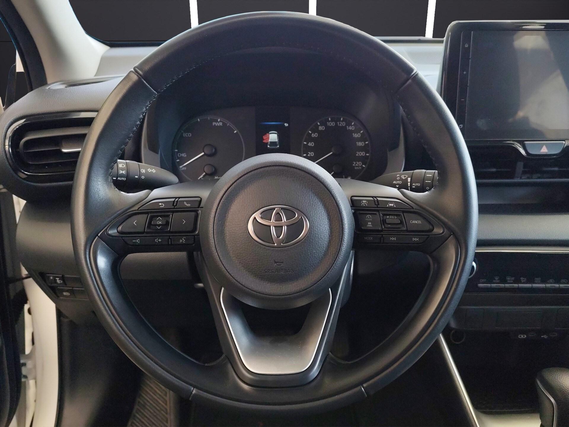 TOYOTA Yaris 1.5 Hybrid 5 porte Active