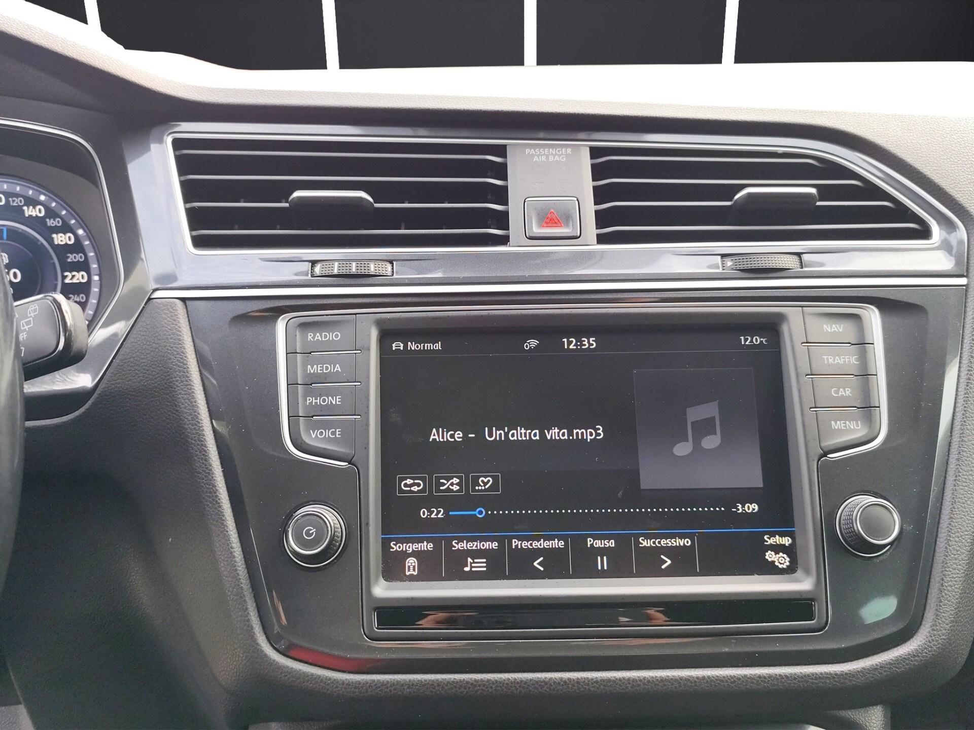 VOLKSWAGEN Tiguan 2.0 TDI SCR DSG 4MOTION Executive BMT