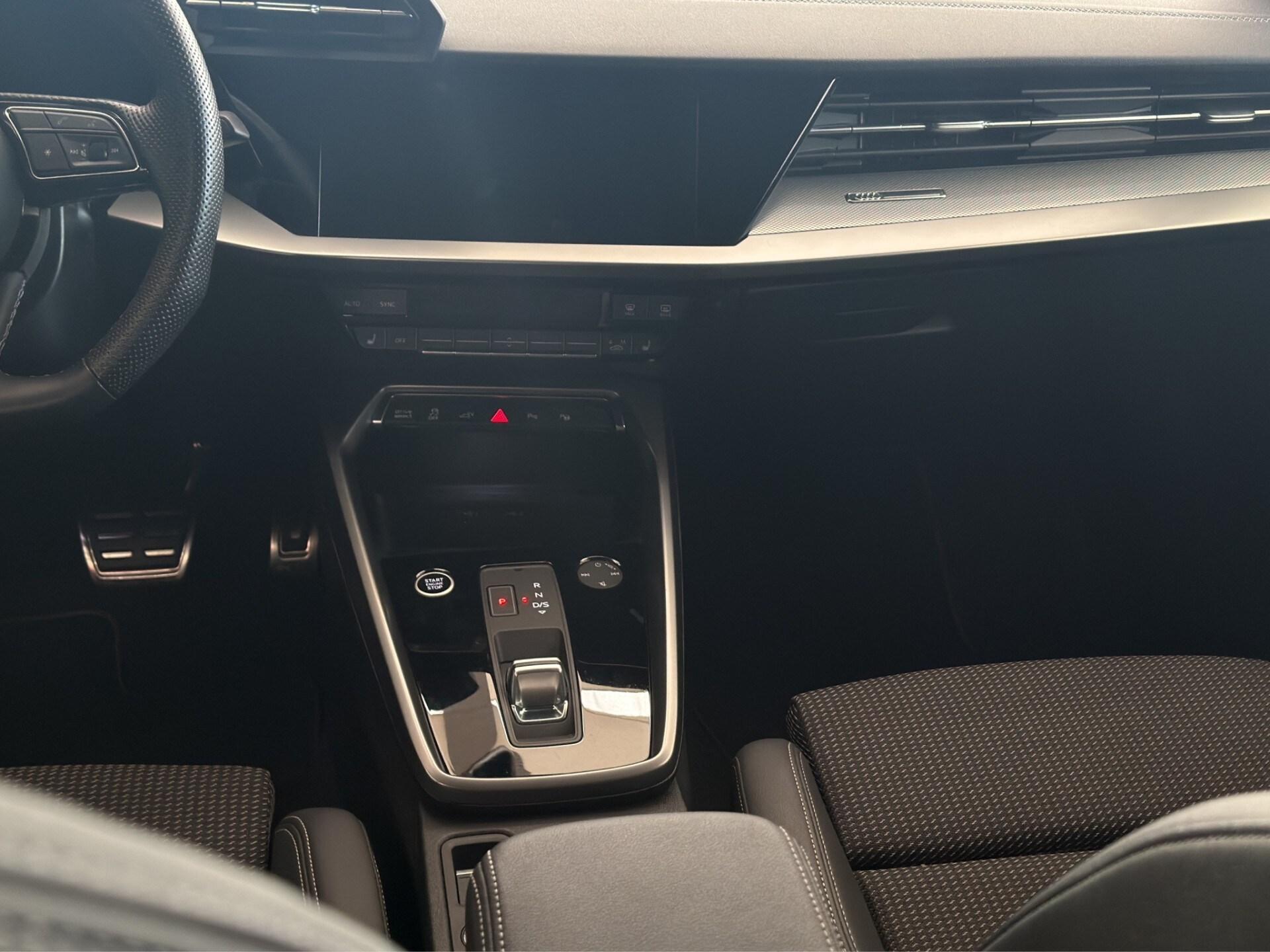 AUDI A3 SPB 45 TFSI e S tronic S line edition