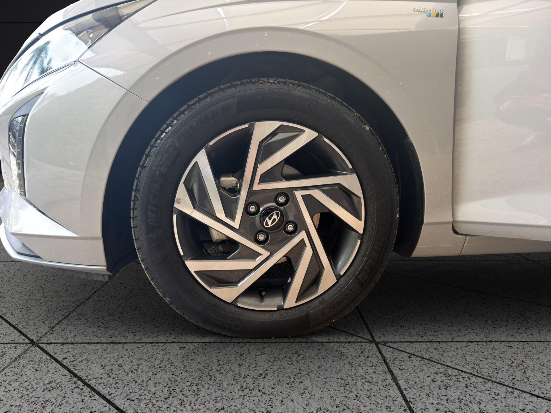 HYUNDAI i20 1.2 MPI Connectline