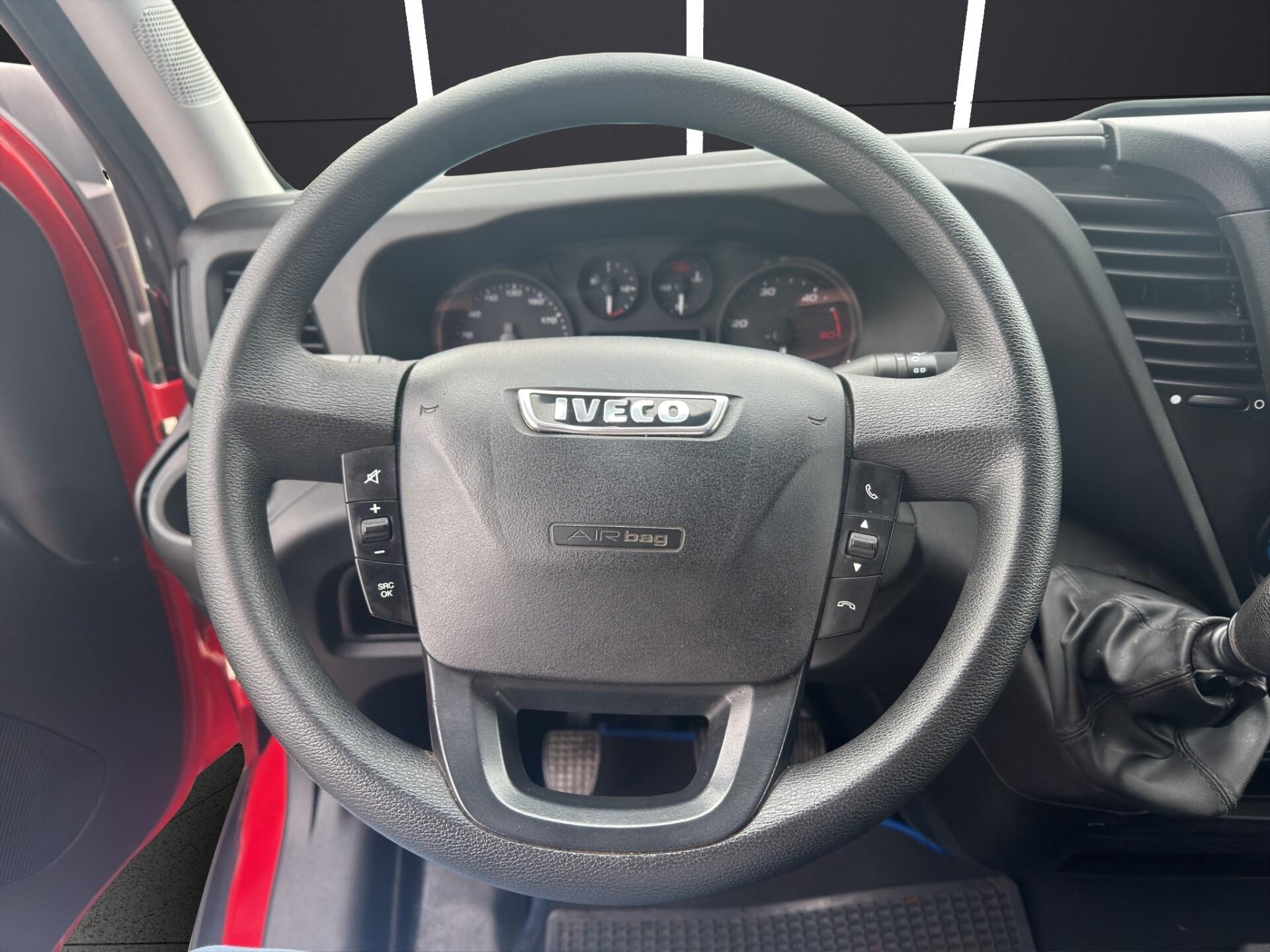 IVECO Daily 35C14H BTor 2.3 HPT PL-RG Cabinato