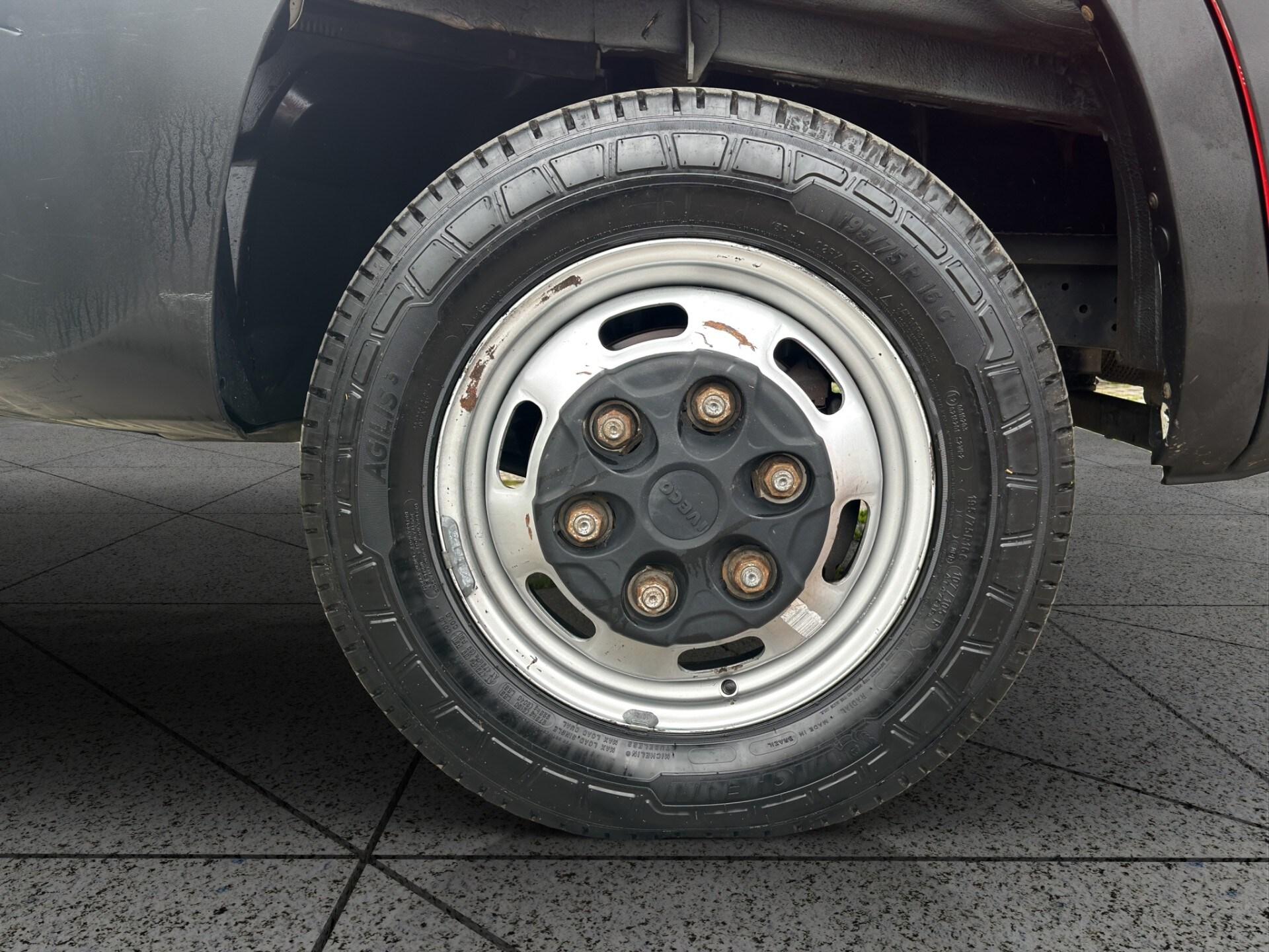 IVECO Daily 35C14H BTor 2.3 HPT PL-RG Cabinato