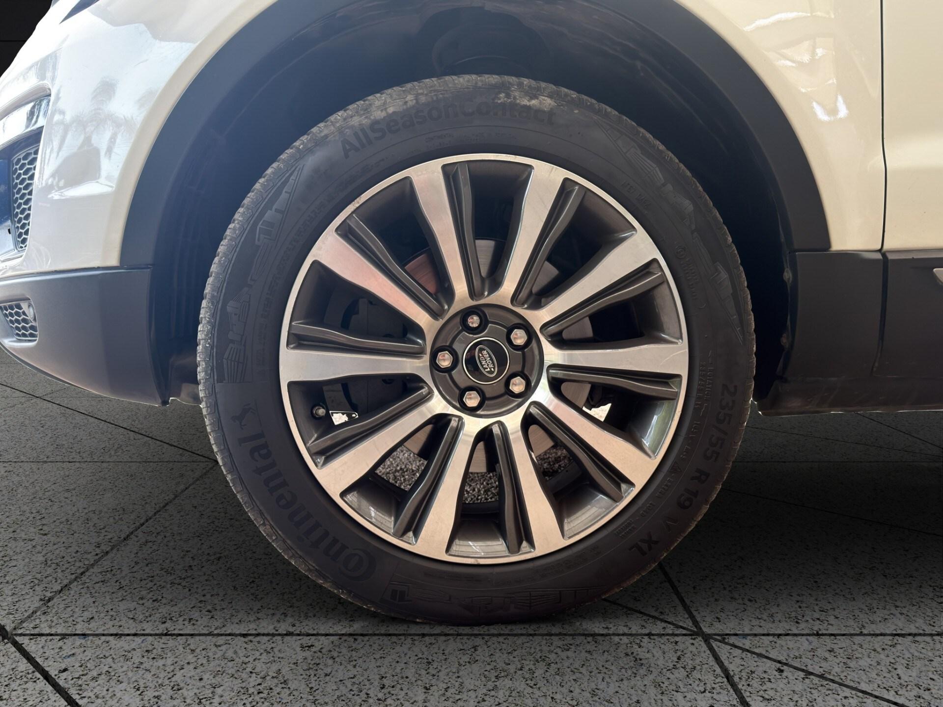 LAND ROVER Range Rover Evoque 2.0 TD4 180 CV 5p. Pure